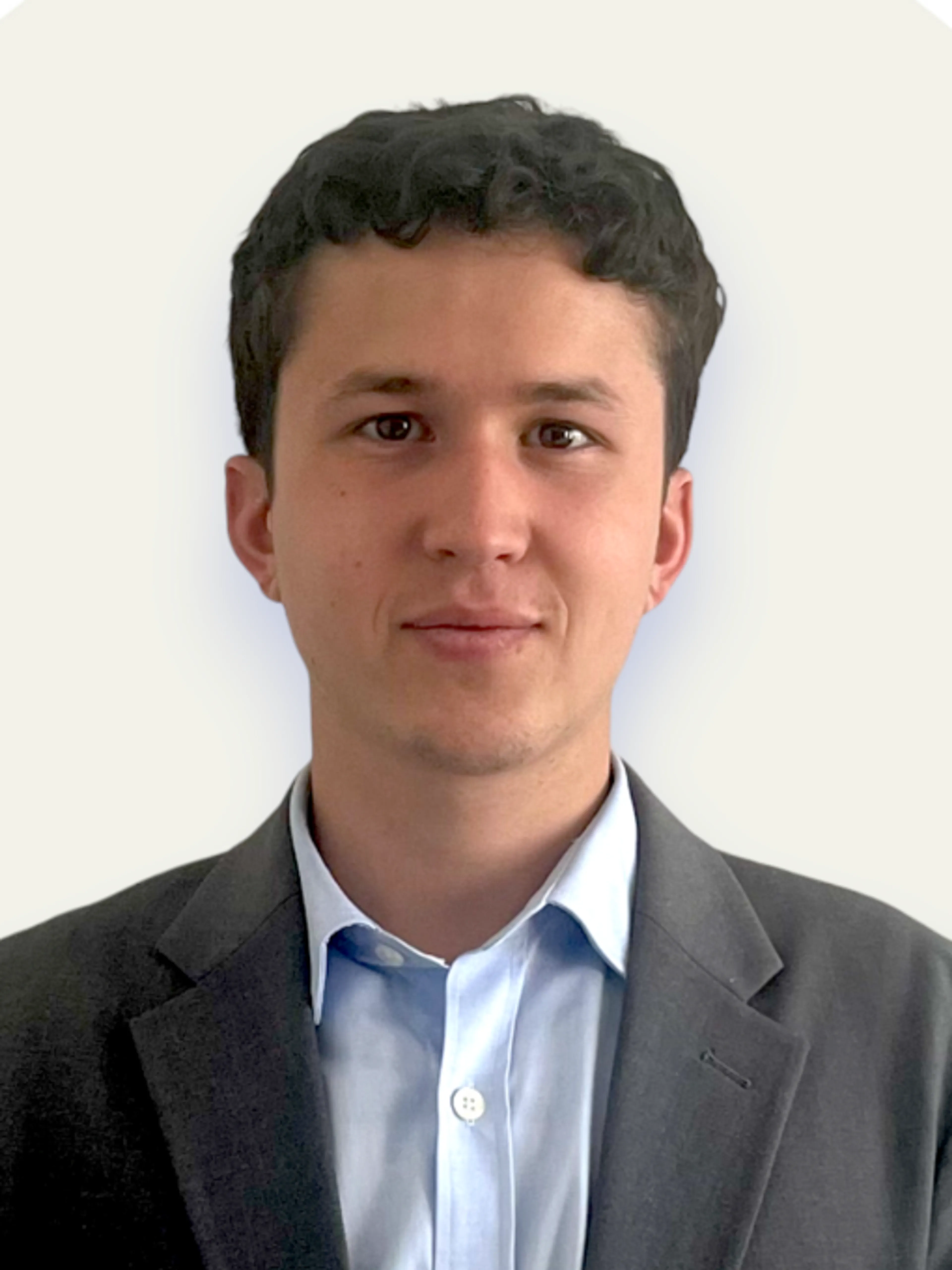 Etudiant-ingénieur Centralien donne cours de mathématiques.
