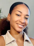 Charlotte vous présente ses services sur la plateforme Wooskill.