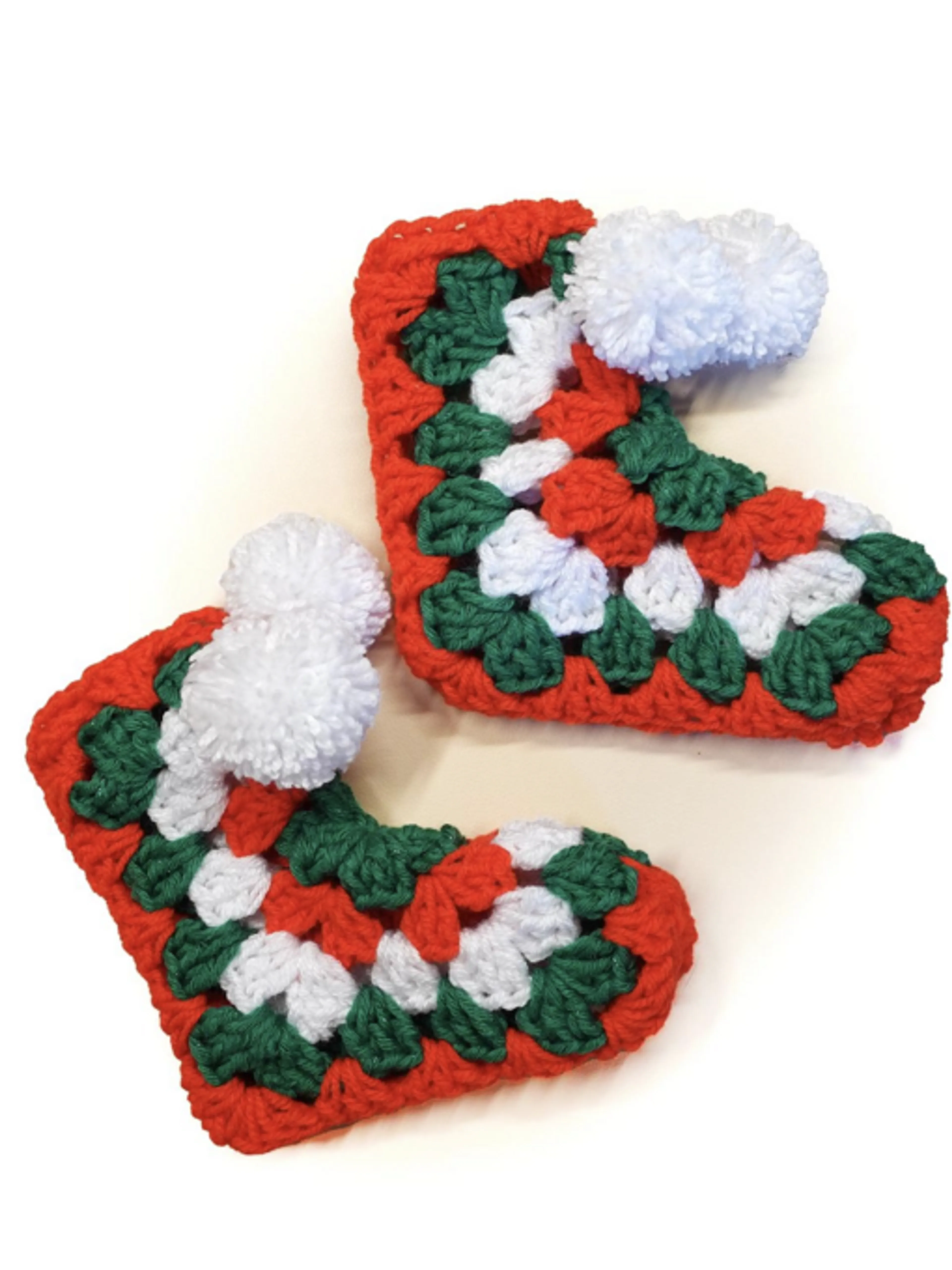 Image de présentation pour l'offre Cours de Crochet : Réalisez vos chaussons de Noël ! 🎄🧶 par Crochet Maniak