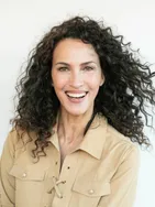 Linda Hardy vous présente ses services sur la plateforme Wooskill.