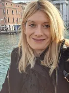 Clarissa vous présente ses services sur la plateforme Wooskill.