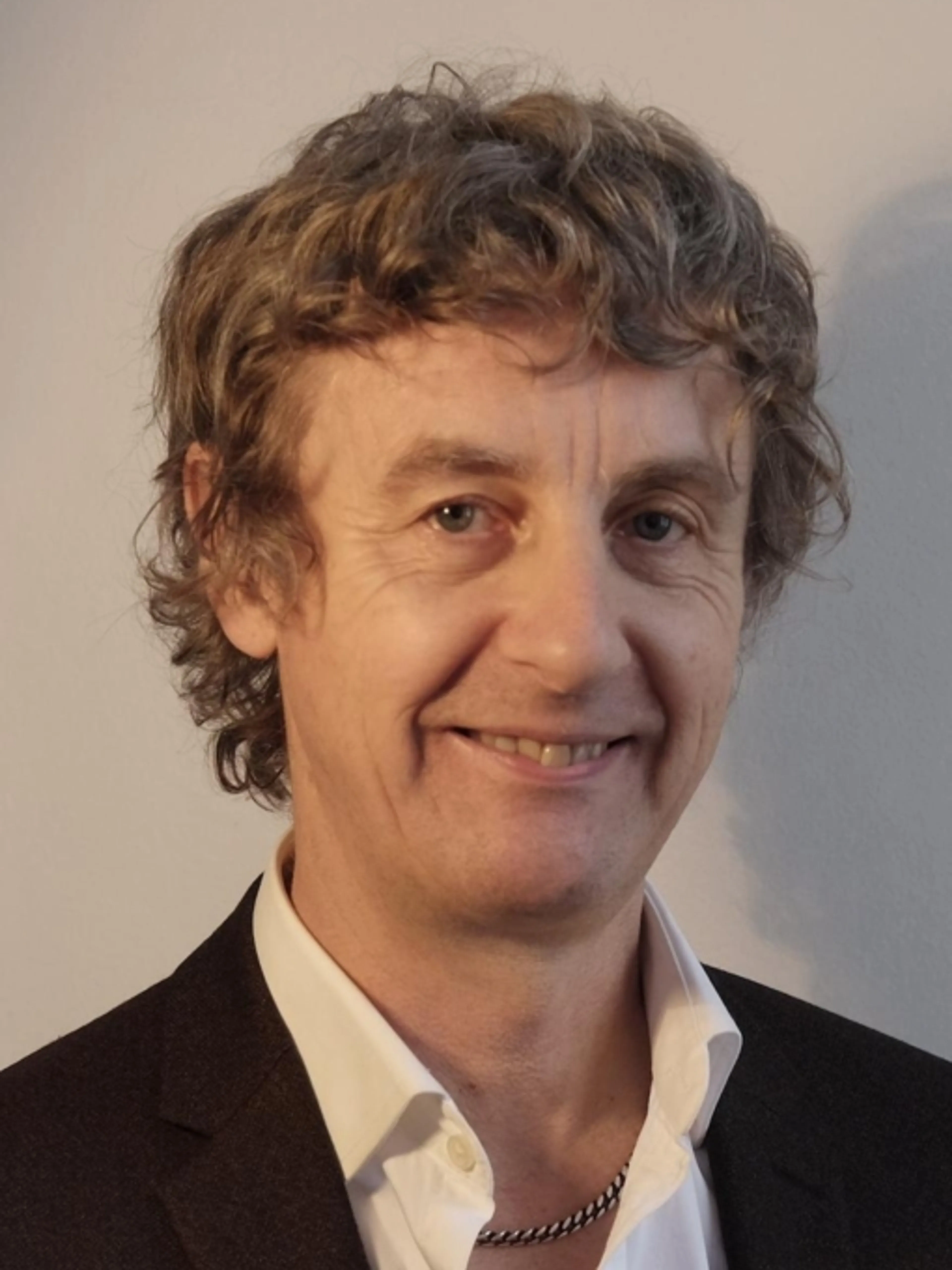 Image de présentation pour l'offre Anglais avec natif GB qualifié et experiementé pour adultes et adolescents de tous niveaux bien adapté pour vos besoins specifiques. par Top English