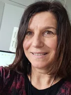 Dominique vous présente ses services sur la plateforme Wooskill.