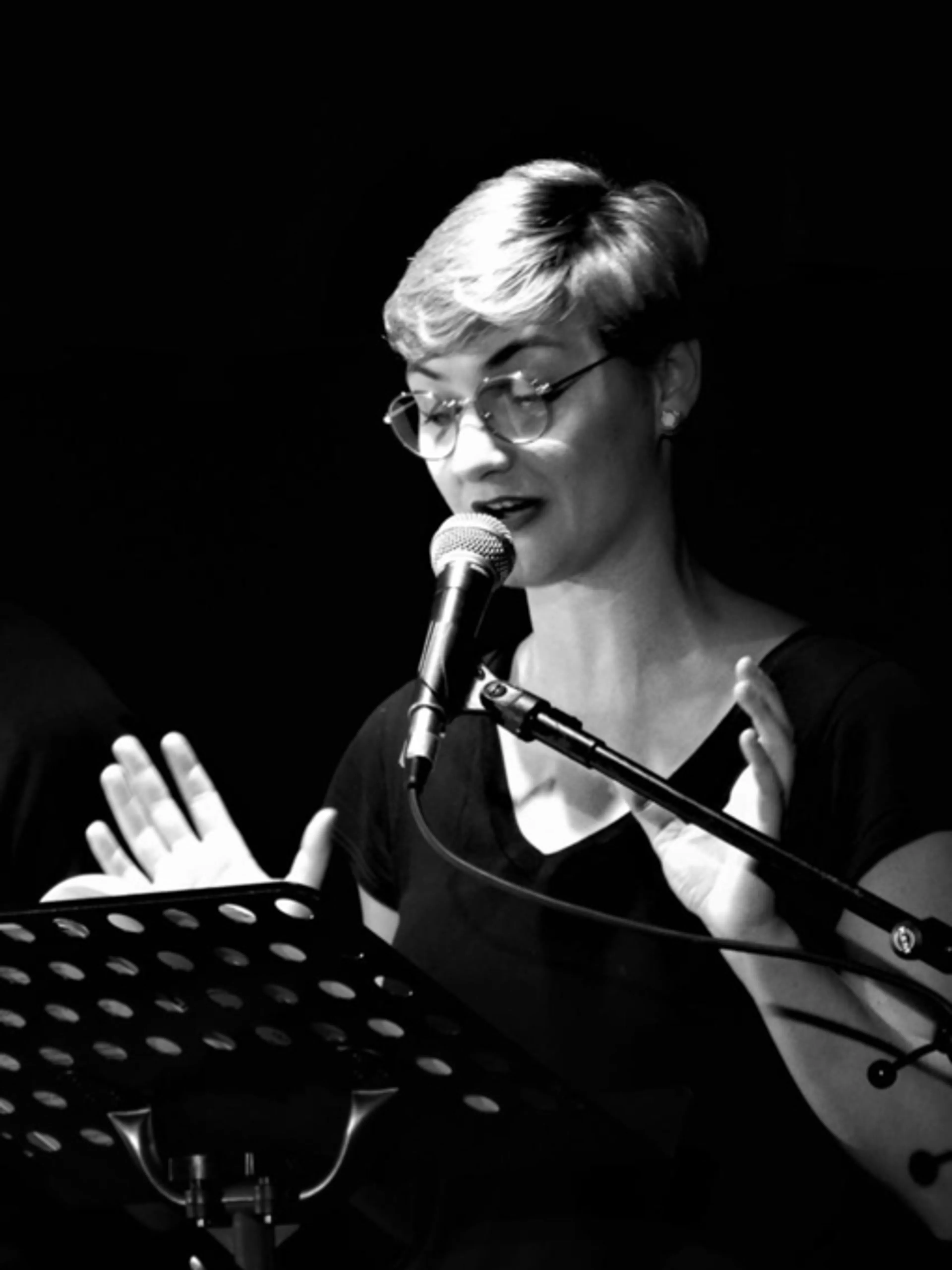 Image de présentation pour l'offre Cours de théâtre, Préparation aux castings et concours par Margaux