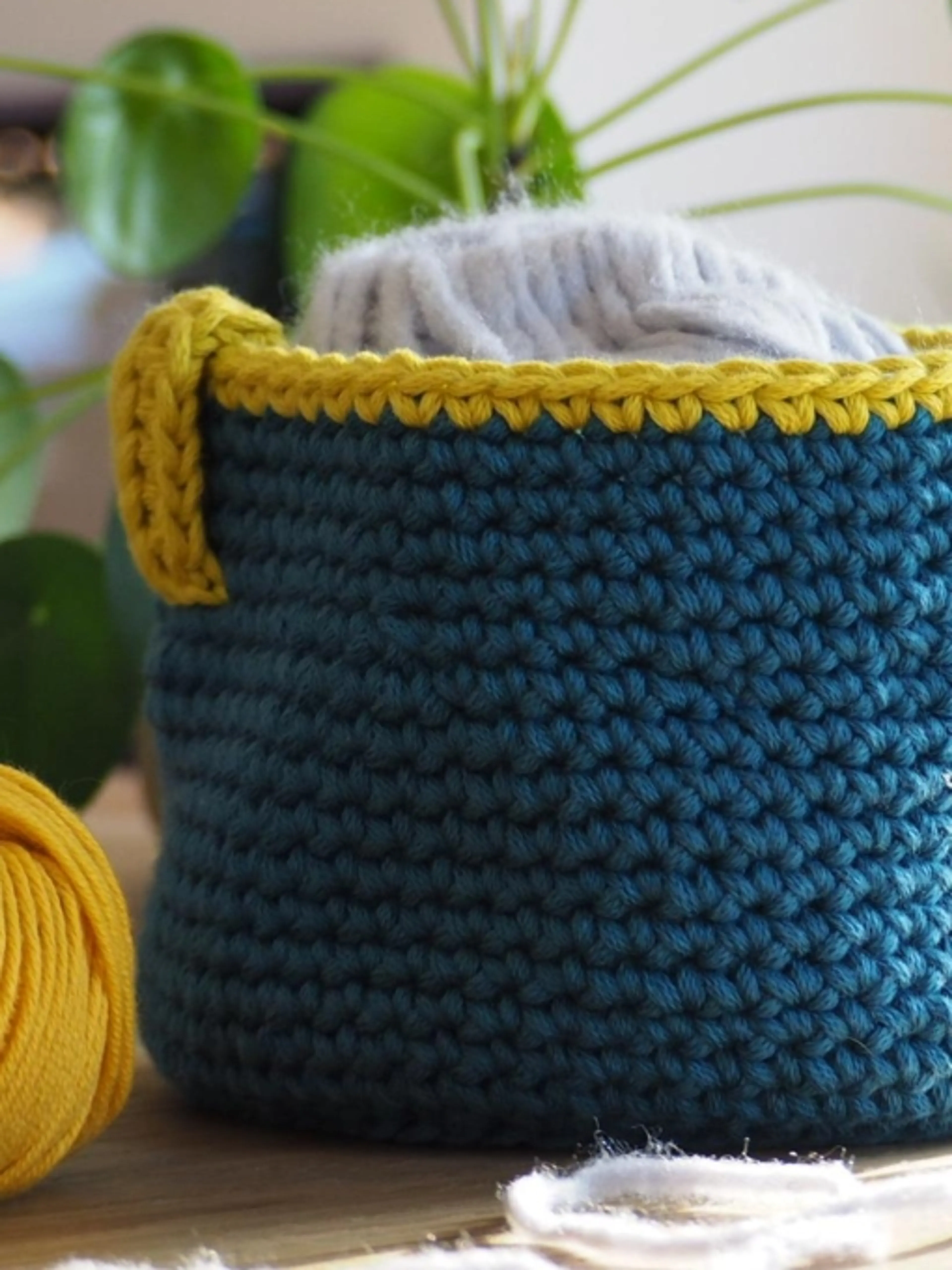 Les bases du crochet en rond : apprenez à crocheter une corbeille