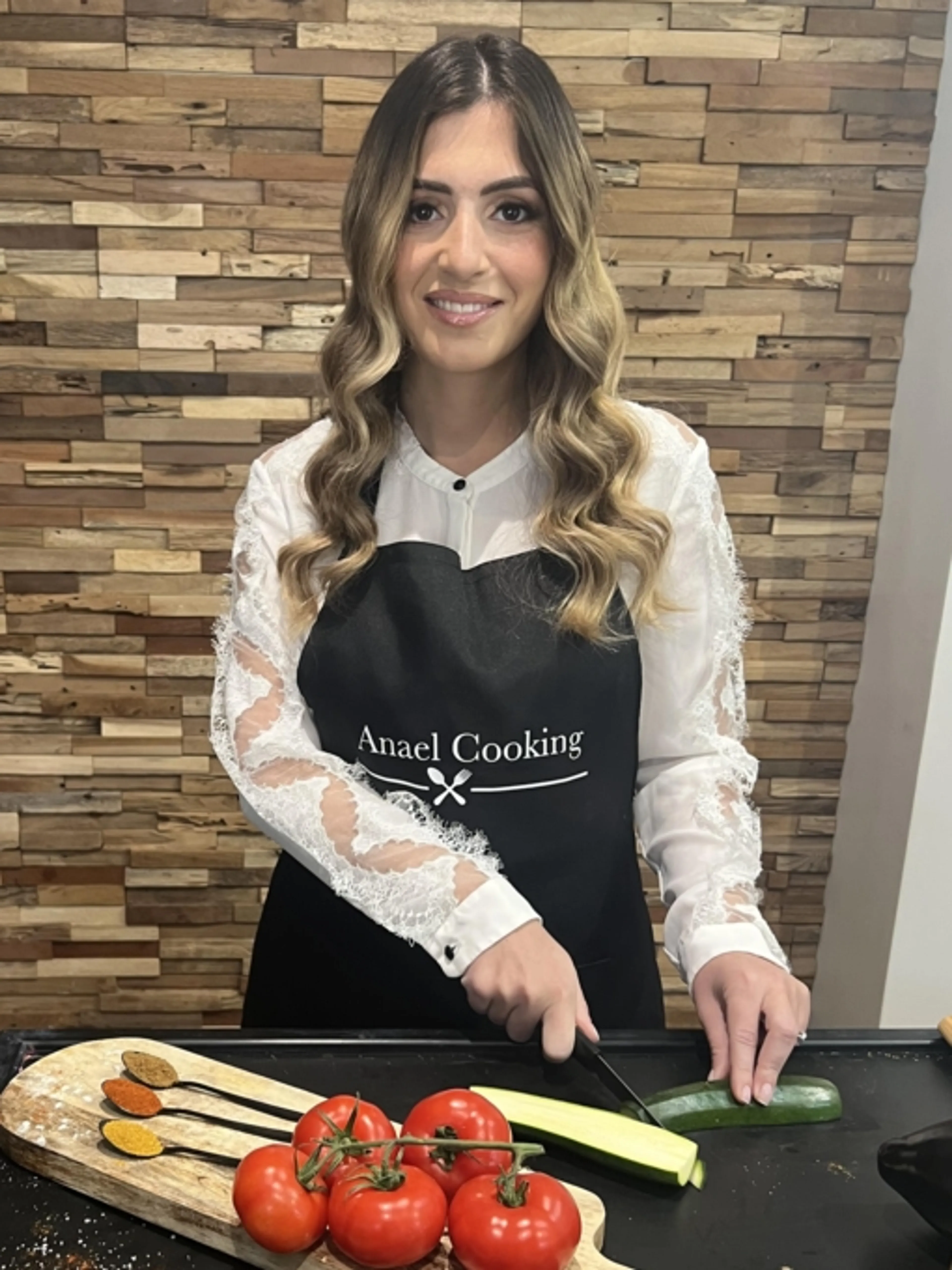 Image de présentation pour l'offre Cours collectif , cuisinons ensemble dans la bonne humeur pour Shabbat par Anaelcooking