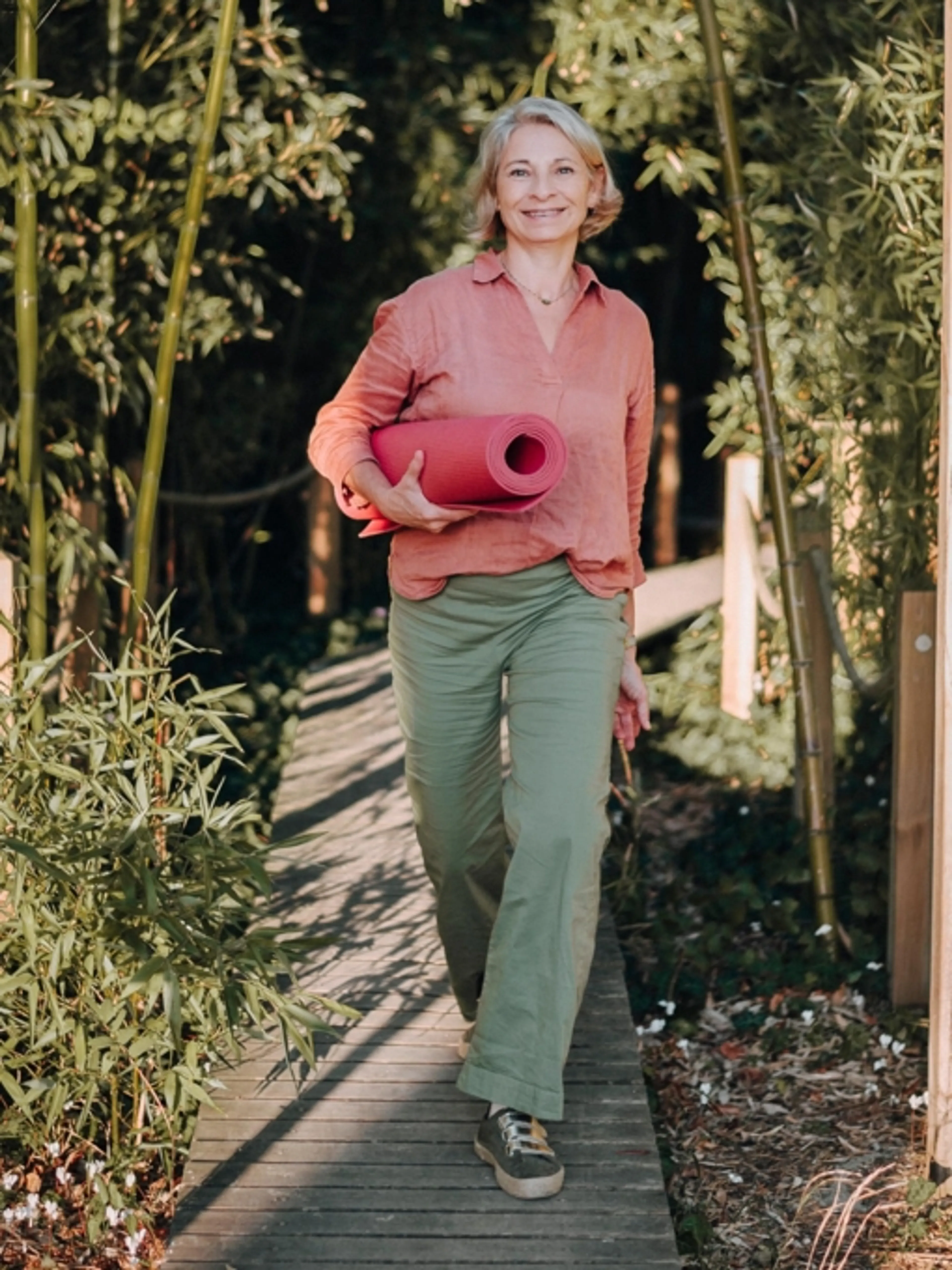 Image de présentation pour l'offre Atelier de yoga pour la femme par Catherine Yoga