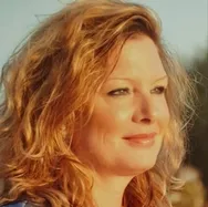 Nora vous présente ses services sur la plateforme Wooskill.