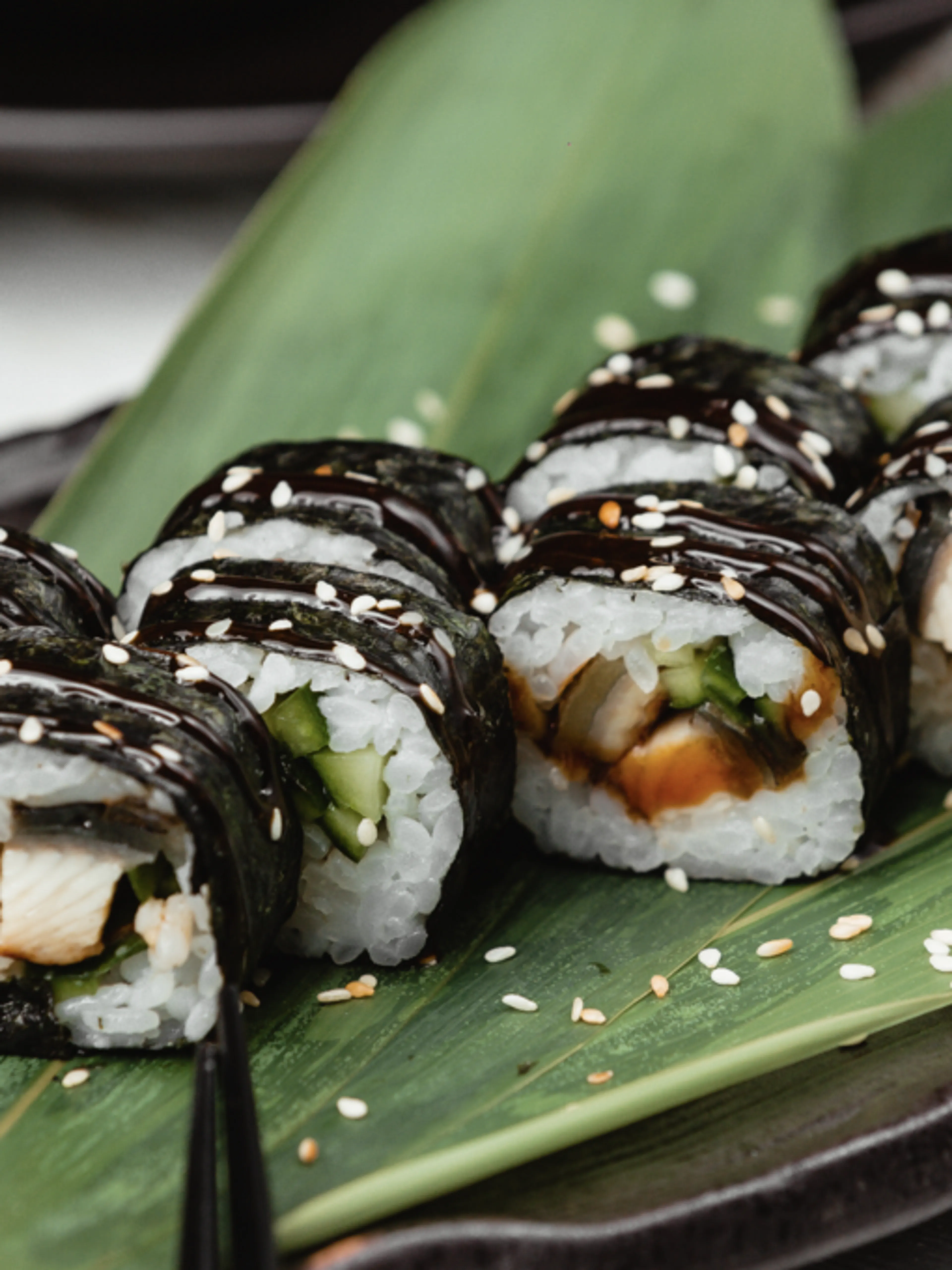 Image de présentation pour l'offre Apprenez à préparer vos makis et les california rolls ! par Abdel