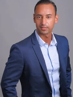 Image de présentation pour l'offre Cours de Marketing et de vente - Expert en gestion d'affaires, consultant indépendant et formateur en école de commerce. par Raphaël
