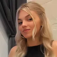 Laura vous présente ses services sur la plateforme Wooskill.