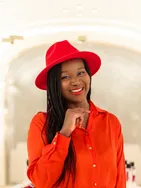 Houraye vous présente ses services sur la plateforme Wooskill.