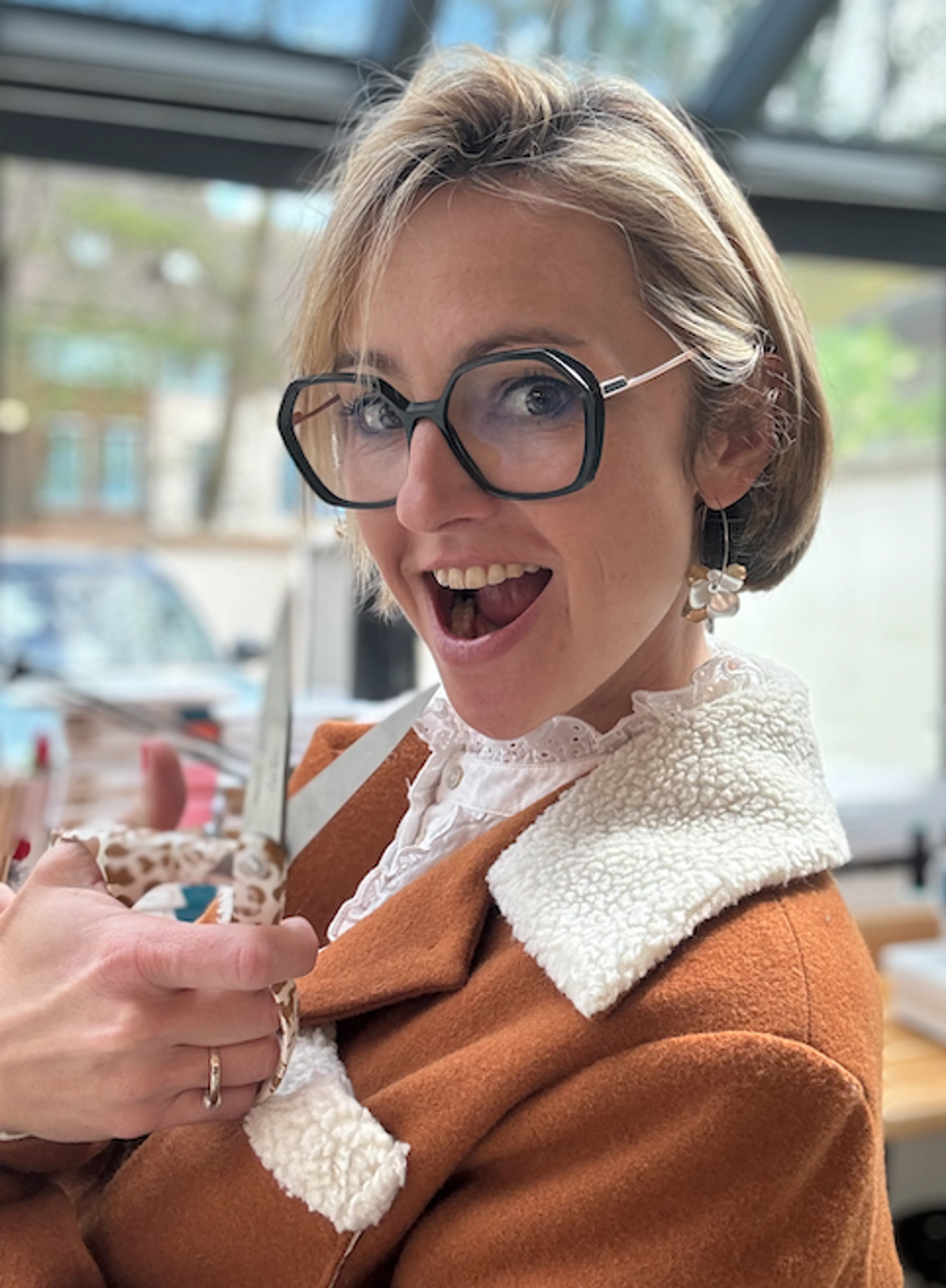 Couture clash : Qui remportera la bataille des astuces ? 🤜🤛