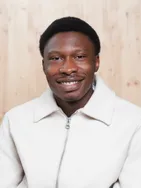 Elfried Junior vous présente ses services sur la plateforme Wooskill.