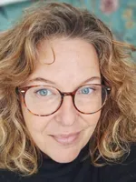 Photo de profil n°2 de Valérie à retrouver sur Wooskill