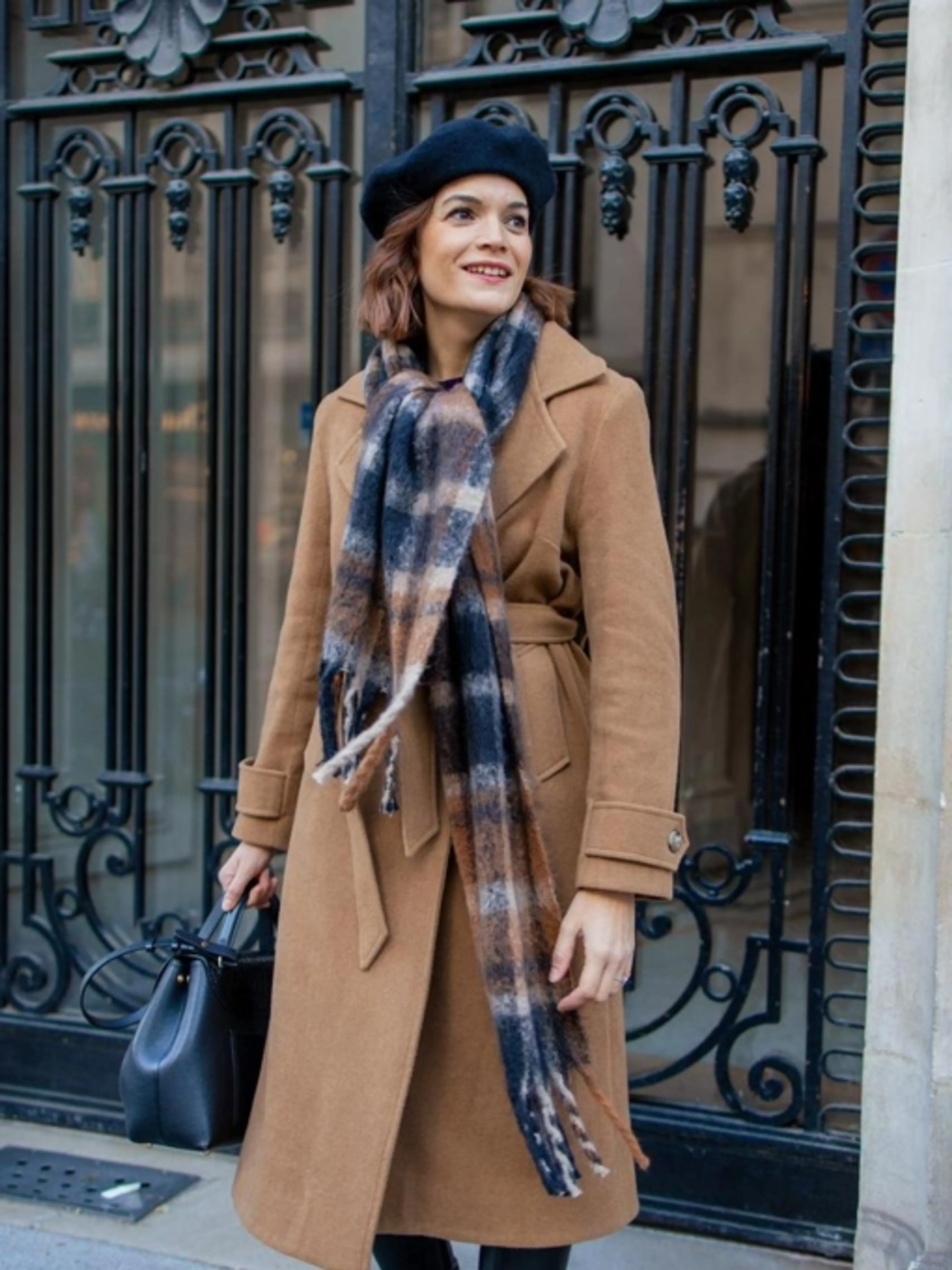 Image de présentation pour l'offre Techniques de maîtrise des Finitions Élégantes pour Vestes et Manteaux pour un résultat de pro ! 🧵 par Cyrielle