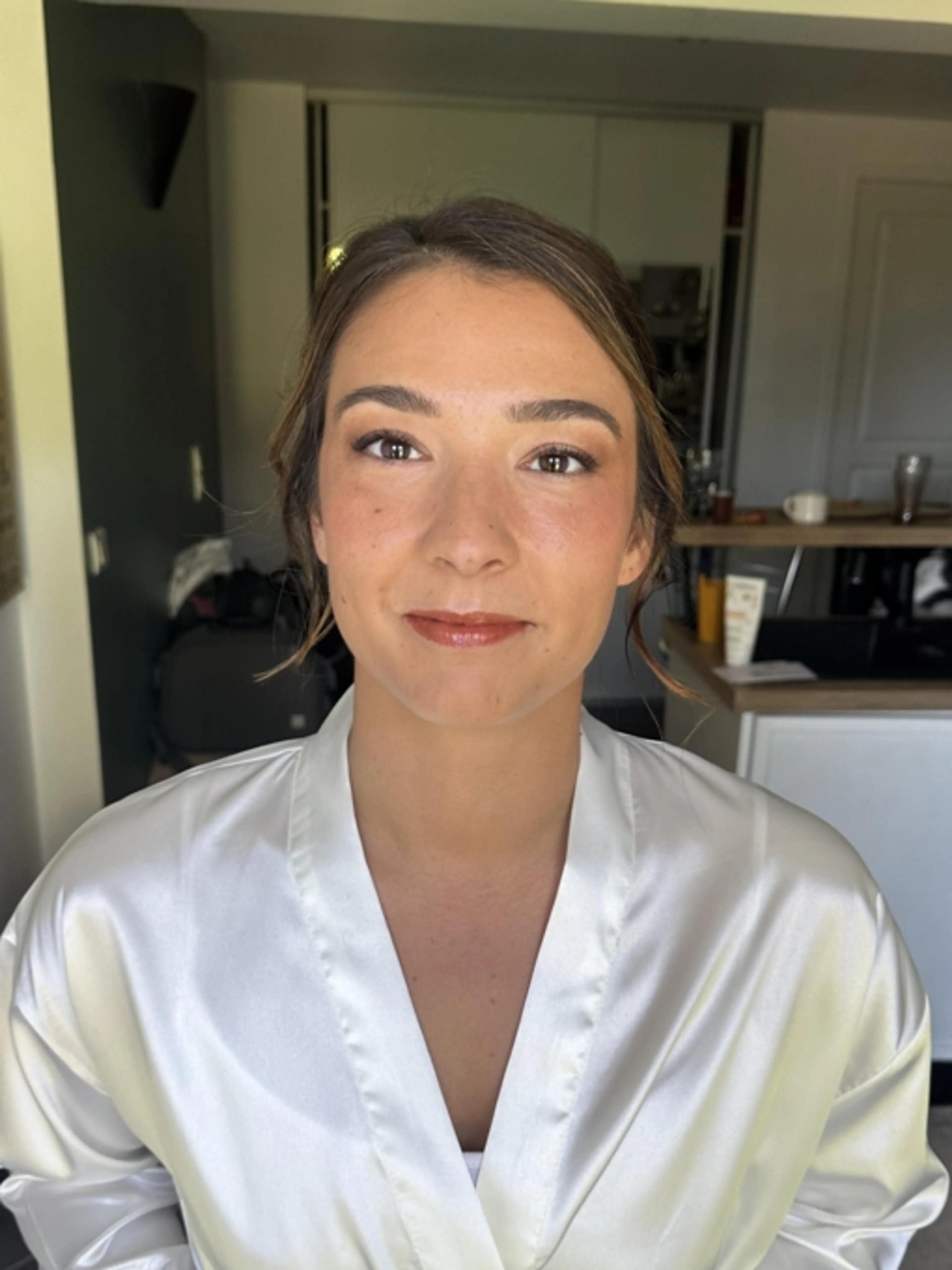 Image de présentation pour l'offre Cour maquillage ciblé yeux ou teint par laura