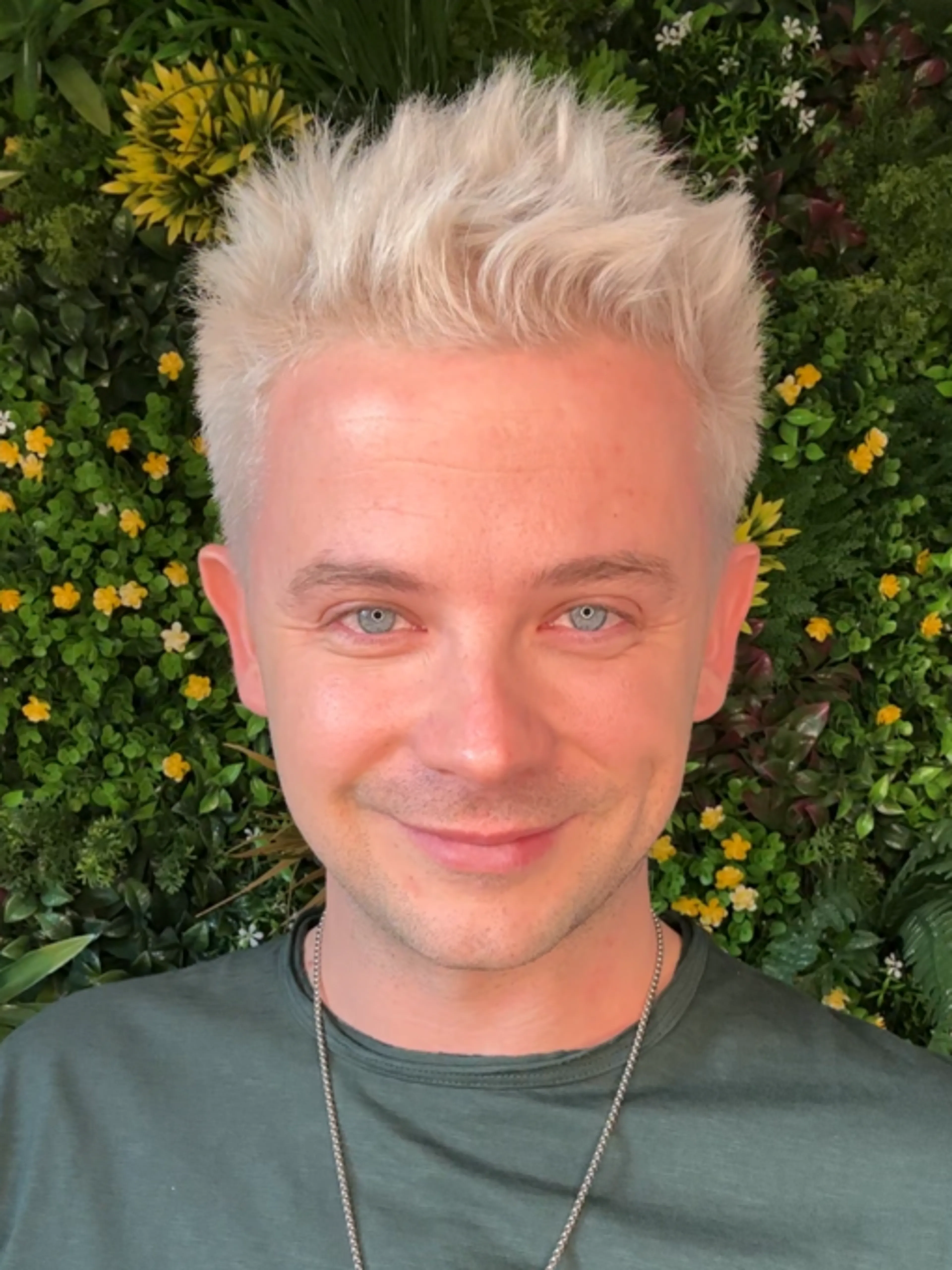 Image de présentation pour l'offre Comment promouvoir ses créations coiffure grâce aux modèles par Jodhair