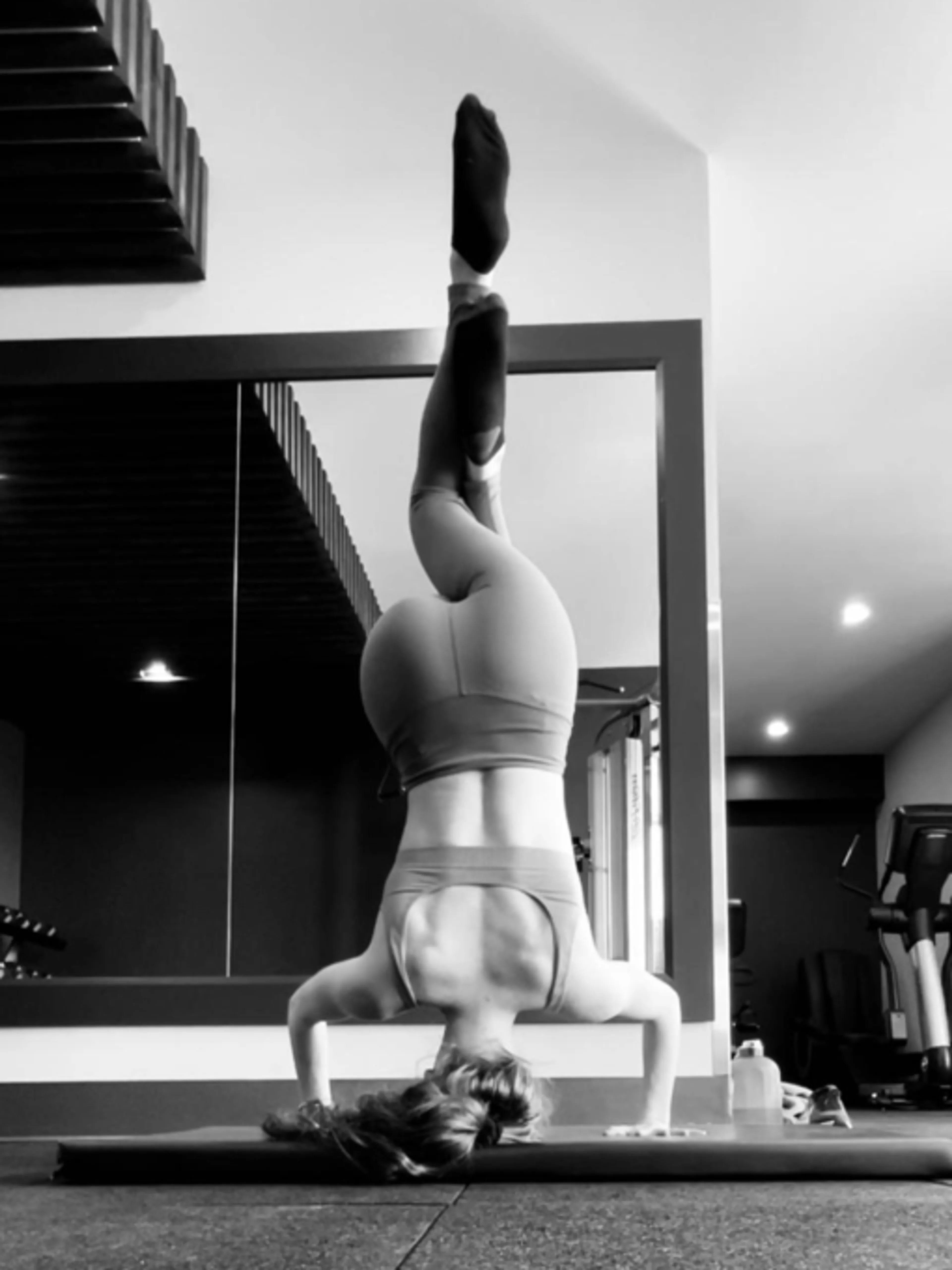 Découvrez l'harmonie intérieure : Cours de vinyasa yoga saisonnier