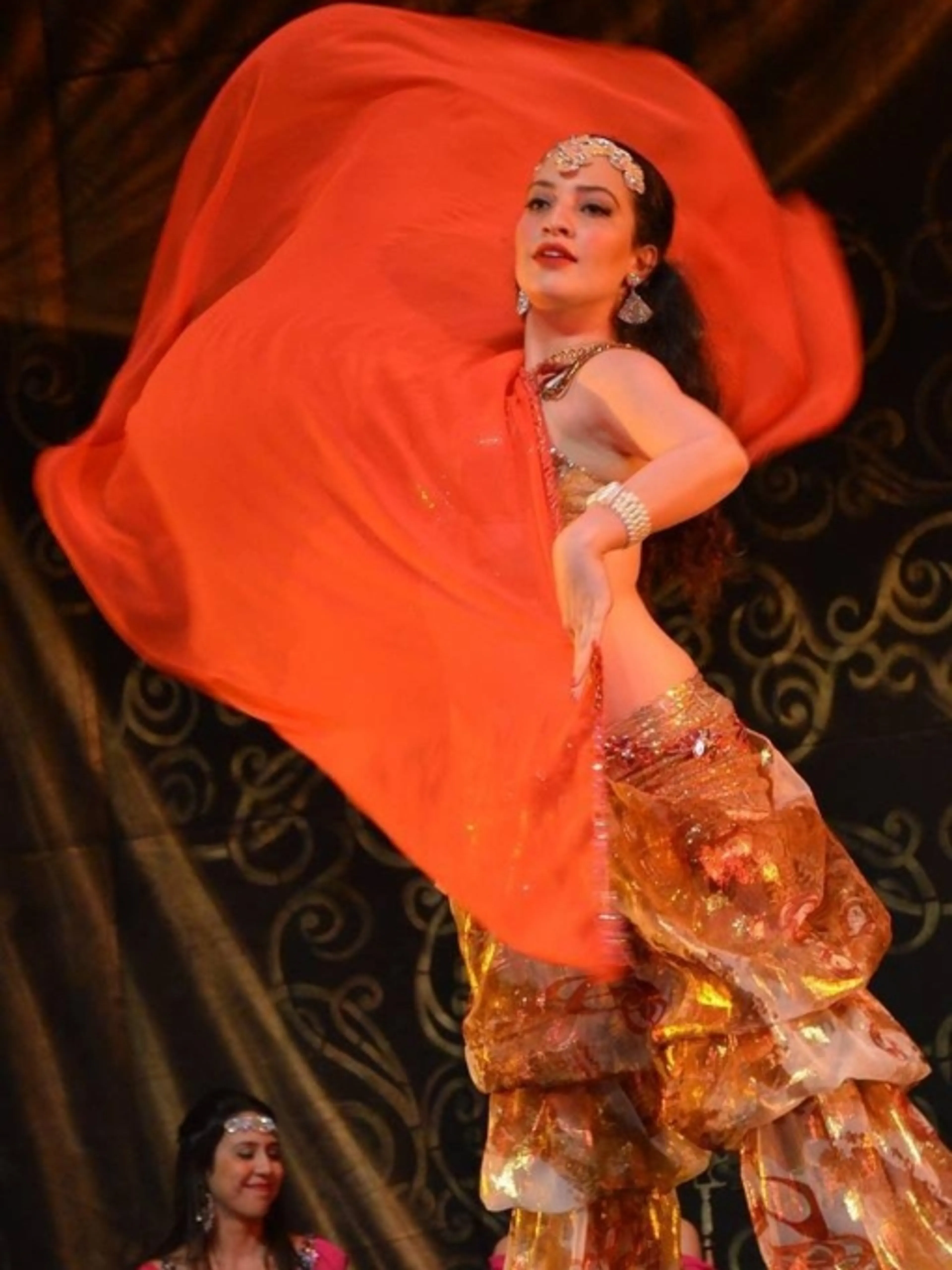 Image de présentation pour l'offre Viens danser avec nous pour libérer les émotions stockées au niveau du bassin ! par Aïcha