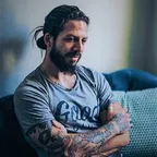 Kaveh vous présente ses services sur la plateforme Wooskill.