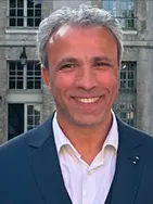 Ali vous présente ses services sur la plateforme Wooskill.