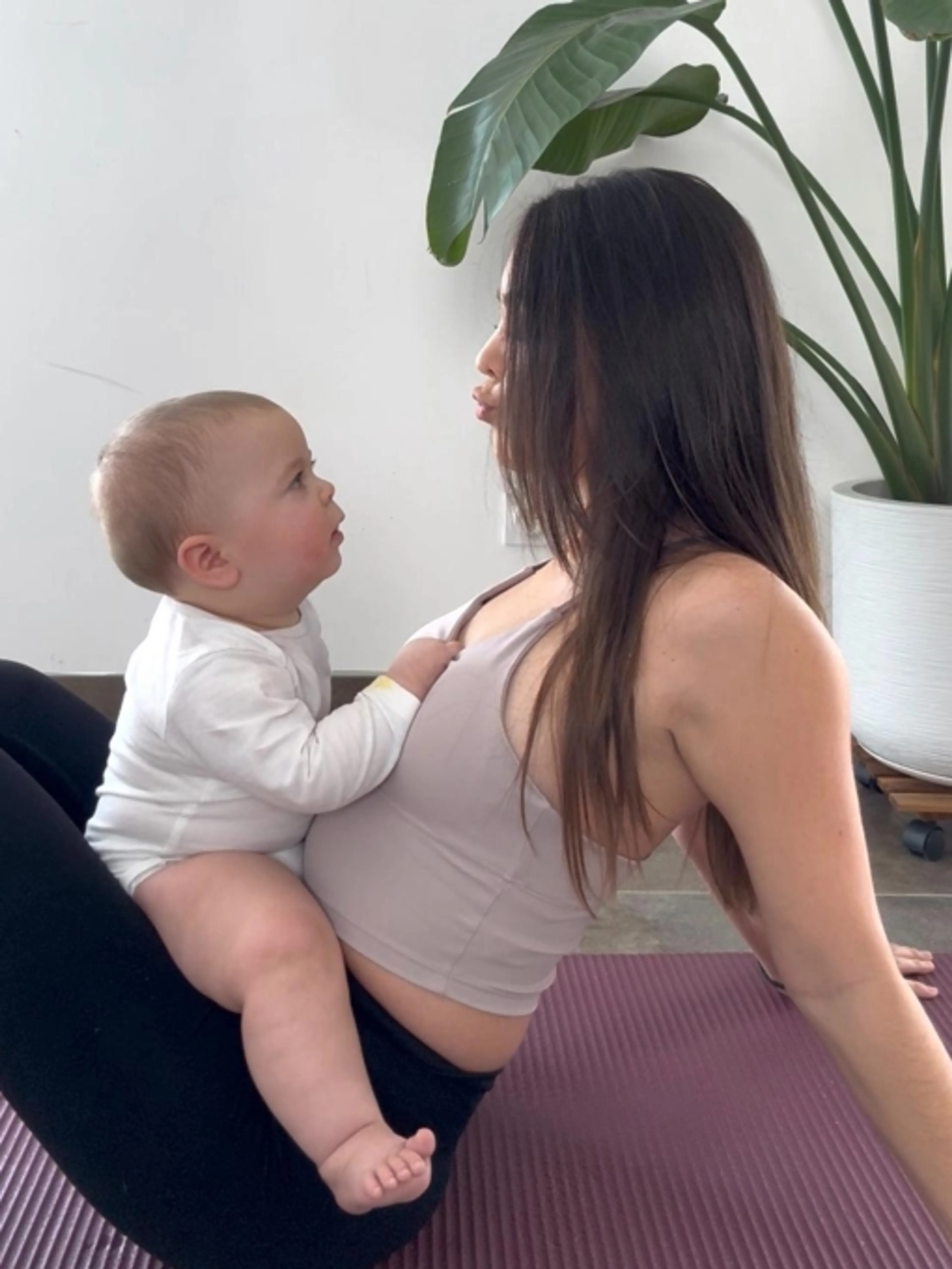 Image de présentation pour l'offre PILATES BEBE - Smooth & Relax par Stéphanie