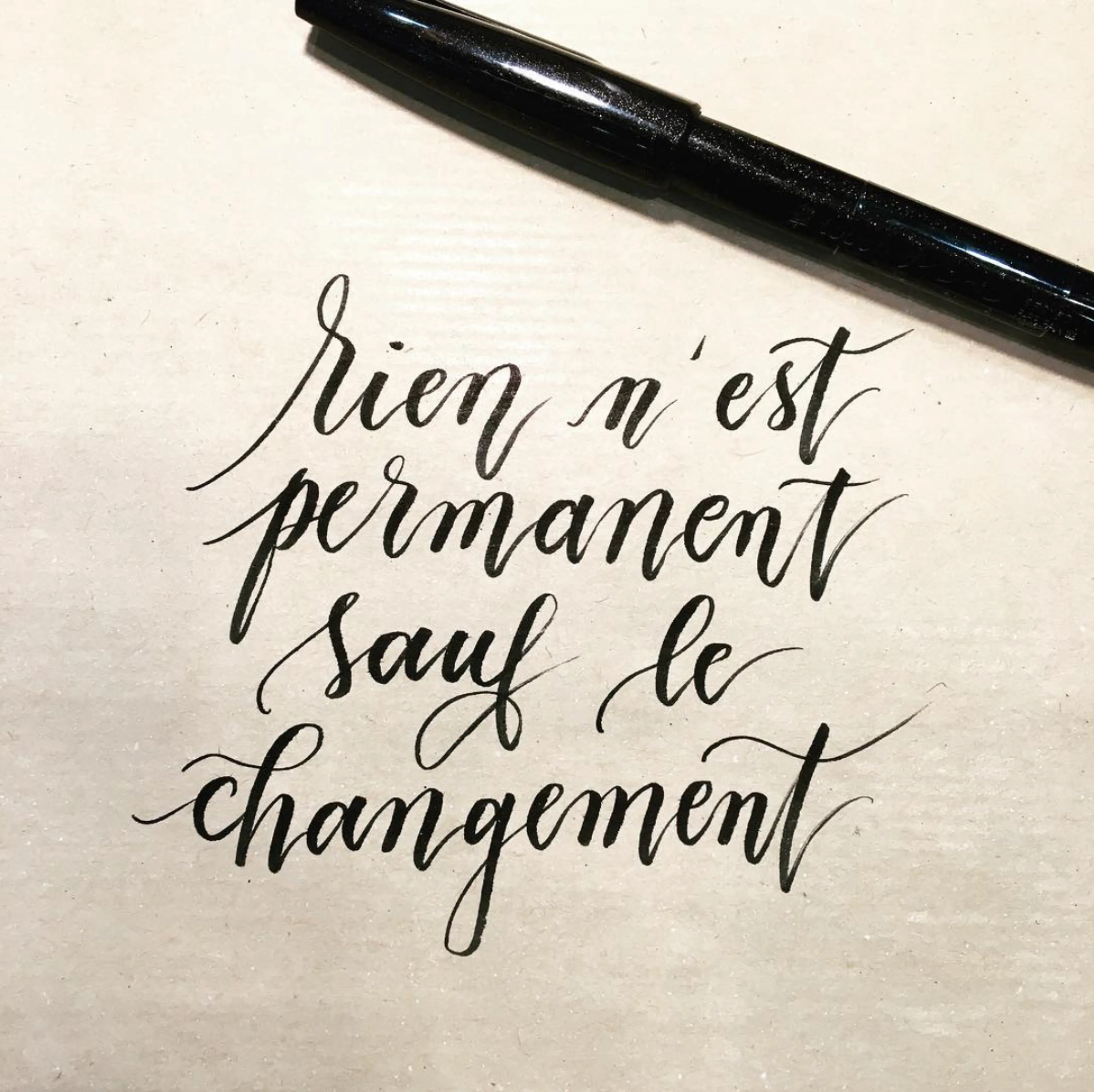 Image de présentation pour l'offre Découvrez le brush lettering ! par Calligraphie Paris