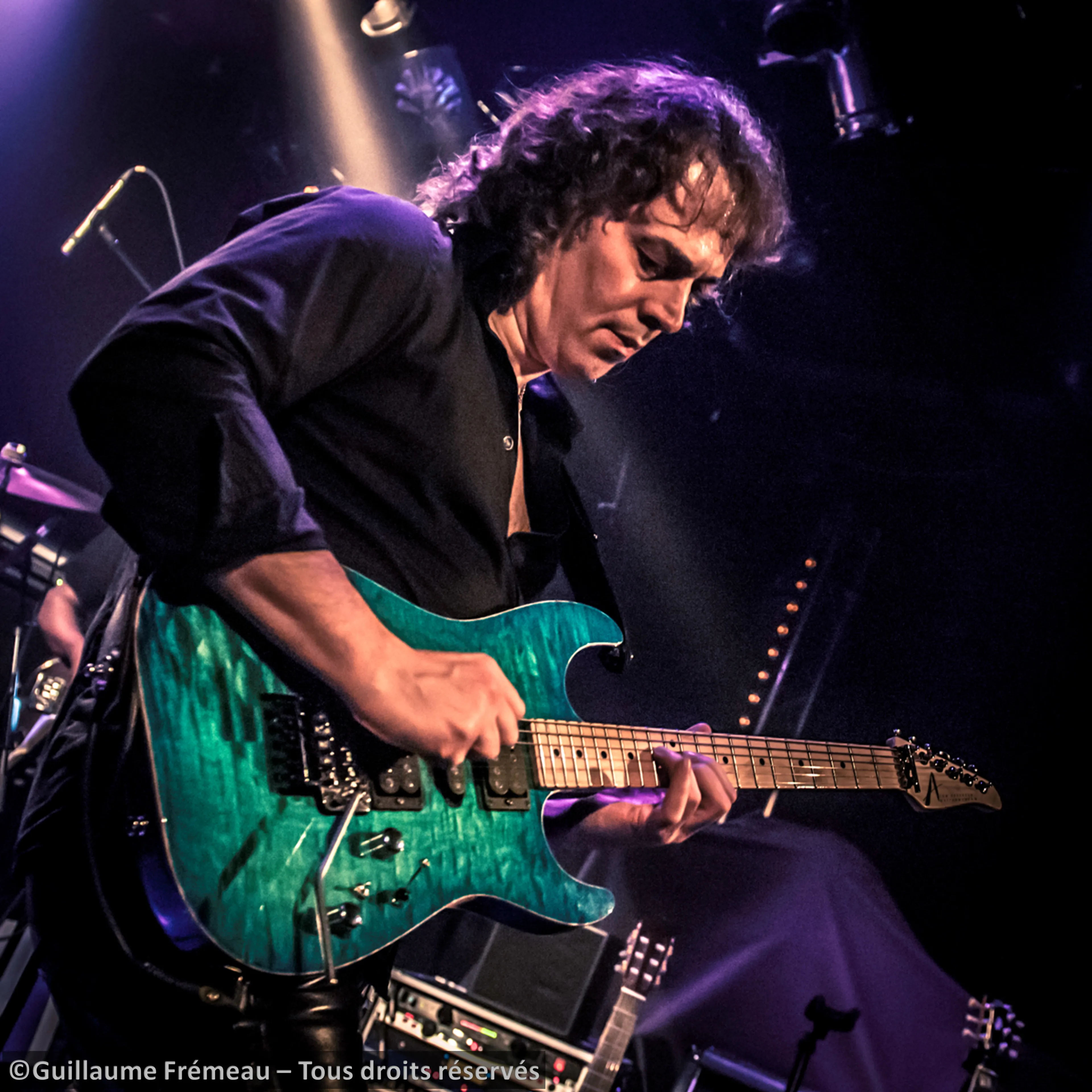 Image de présentation pour l'offre Cours de guitare ADULTE en visio par Renaud