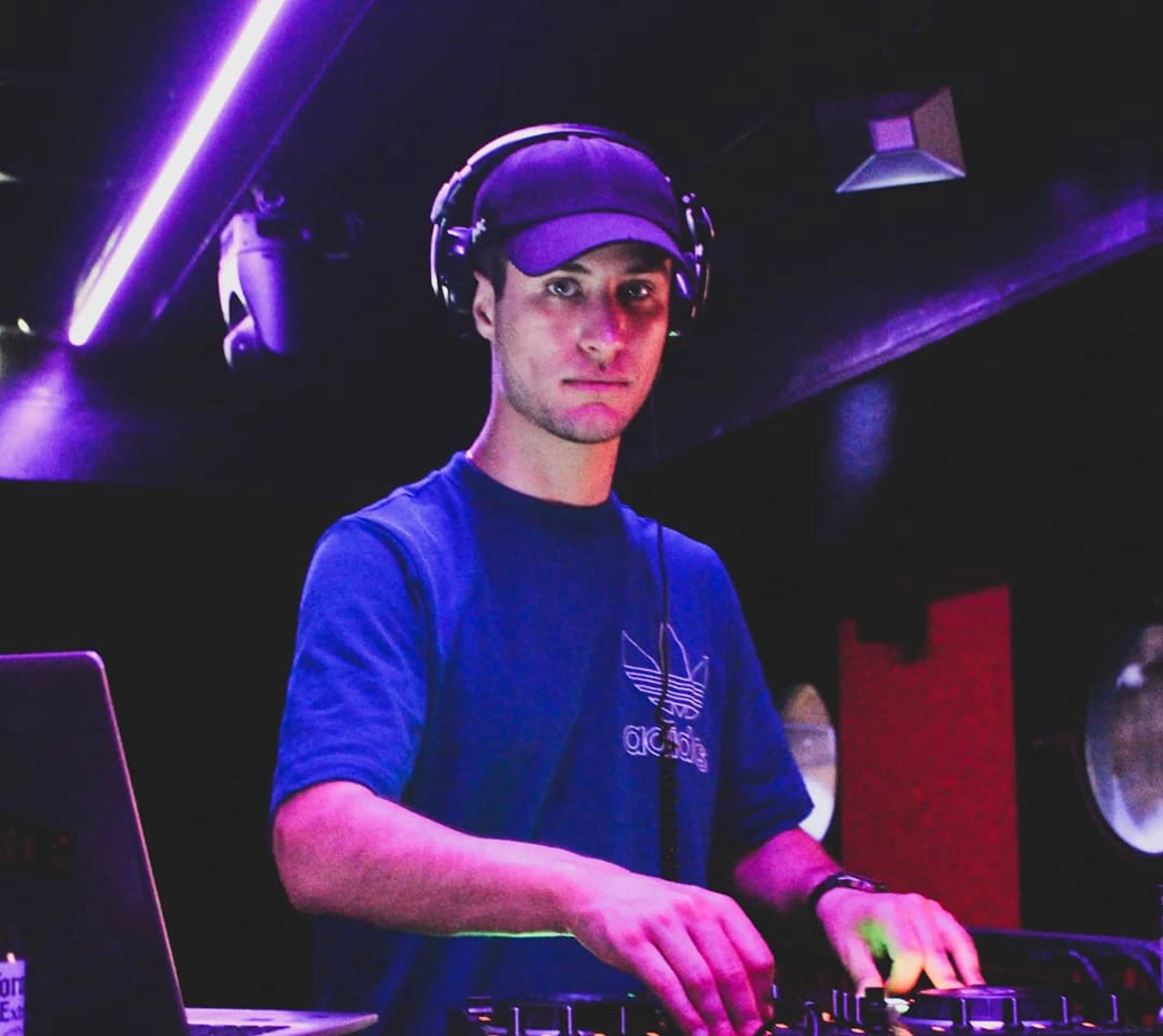 Image de présentation pour l'offre Cours de mix - DJ par LOUIDJ