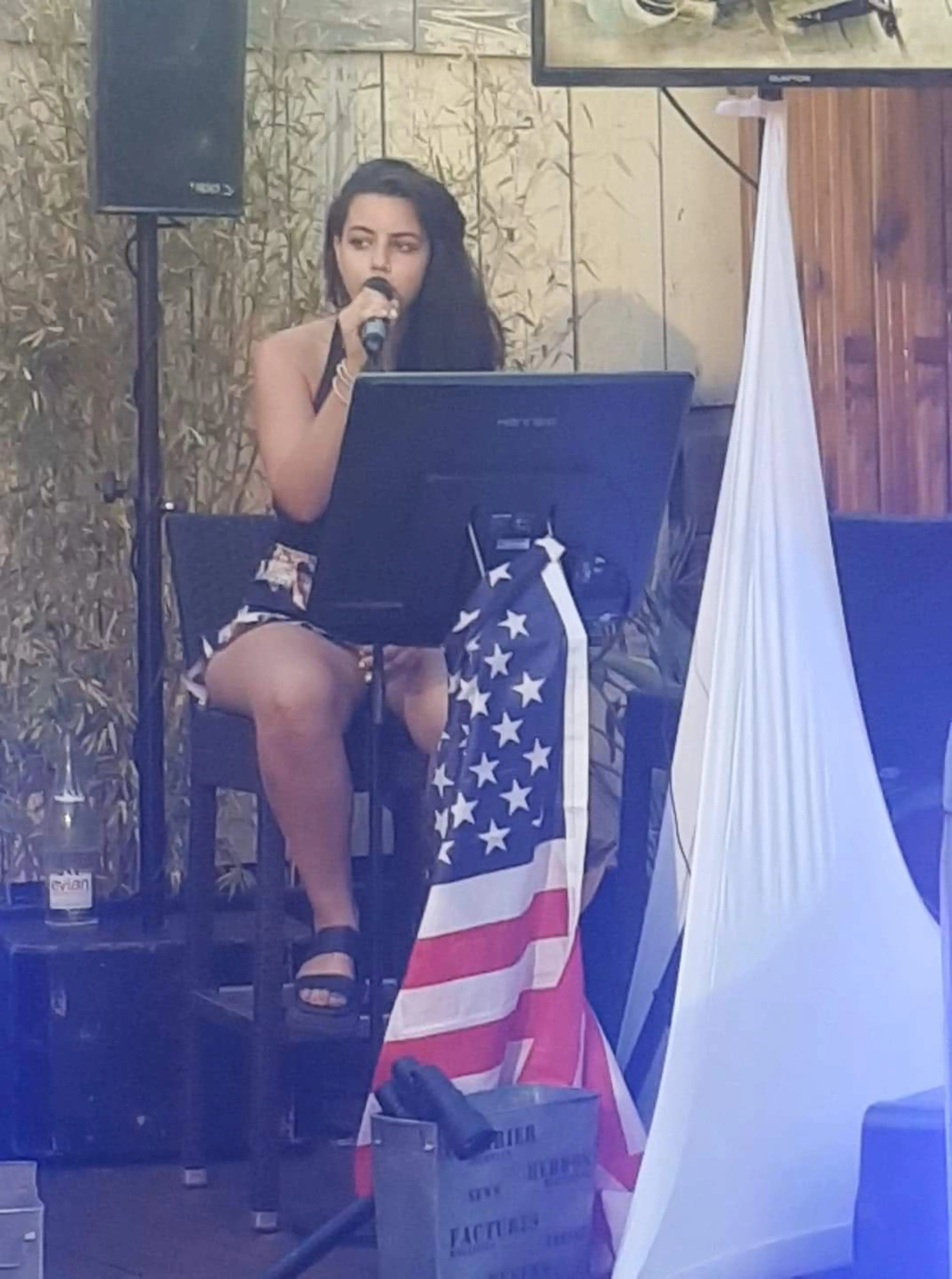 Image de présentation pour l'offre Cours de chant par La Femme Lointaine
