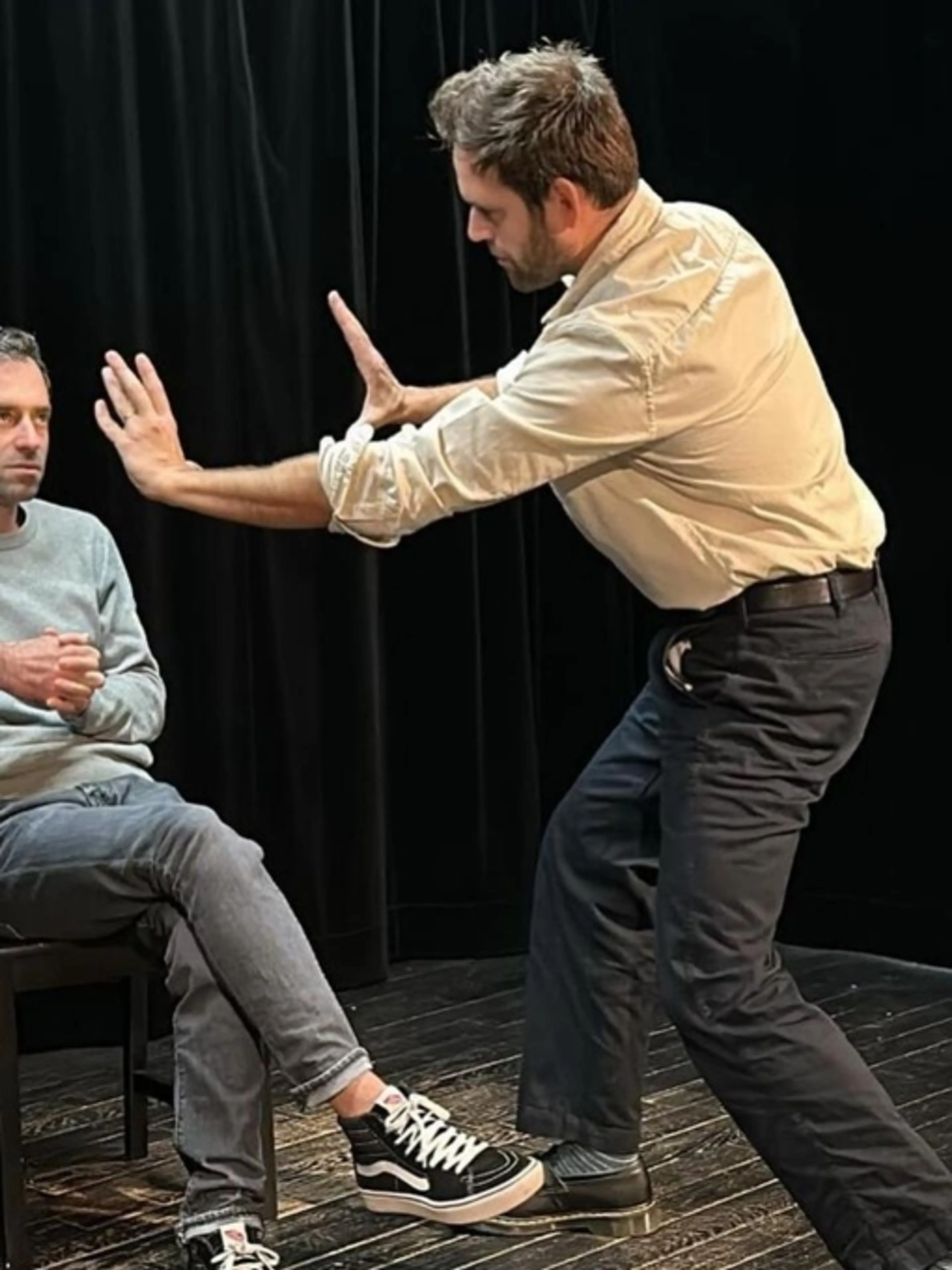 Image de présentation pour l'offre Apprenez à trouver et à réussir plus de castings, pour le cinéma ou la télévision. Qu'est ce que les directeurs.trices de casting recherchent? par Clément Casting