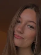 Thais vous présente ses services sur la plateforme Wooskill.