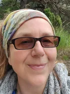 Nadia vous présente ses services sur la plateforme Wooskill.