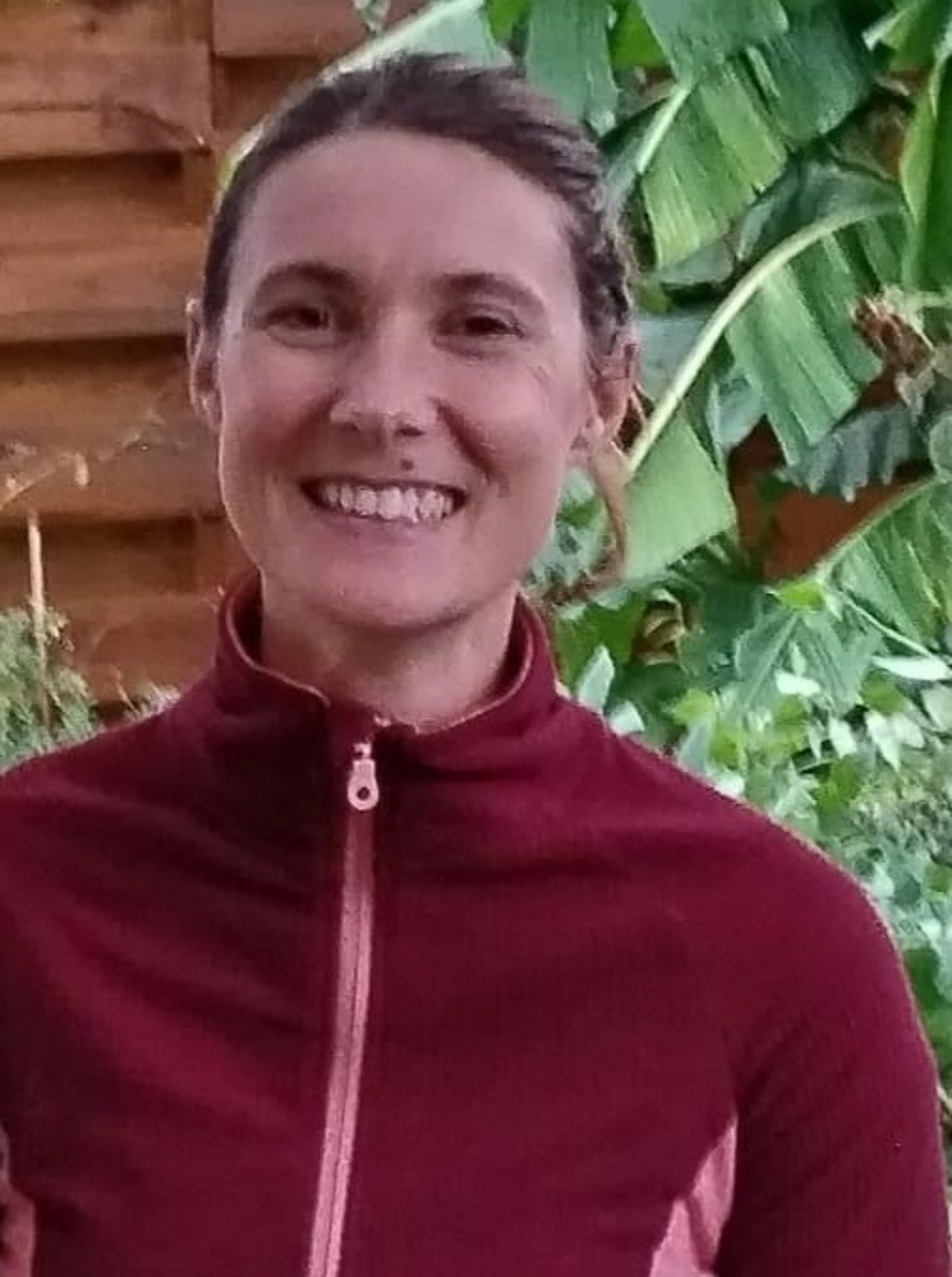 Renforcement musculaire, stretching, initiation au Yoga, aeroboxe, sont autant de disciplines que je peux t'enseigner en m'adaptant a ton niveau.