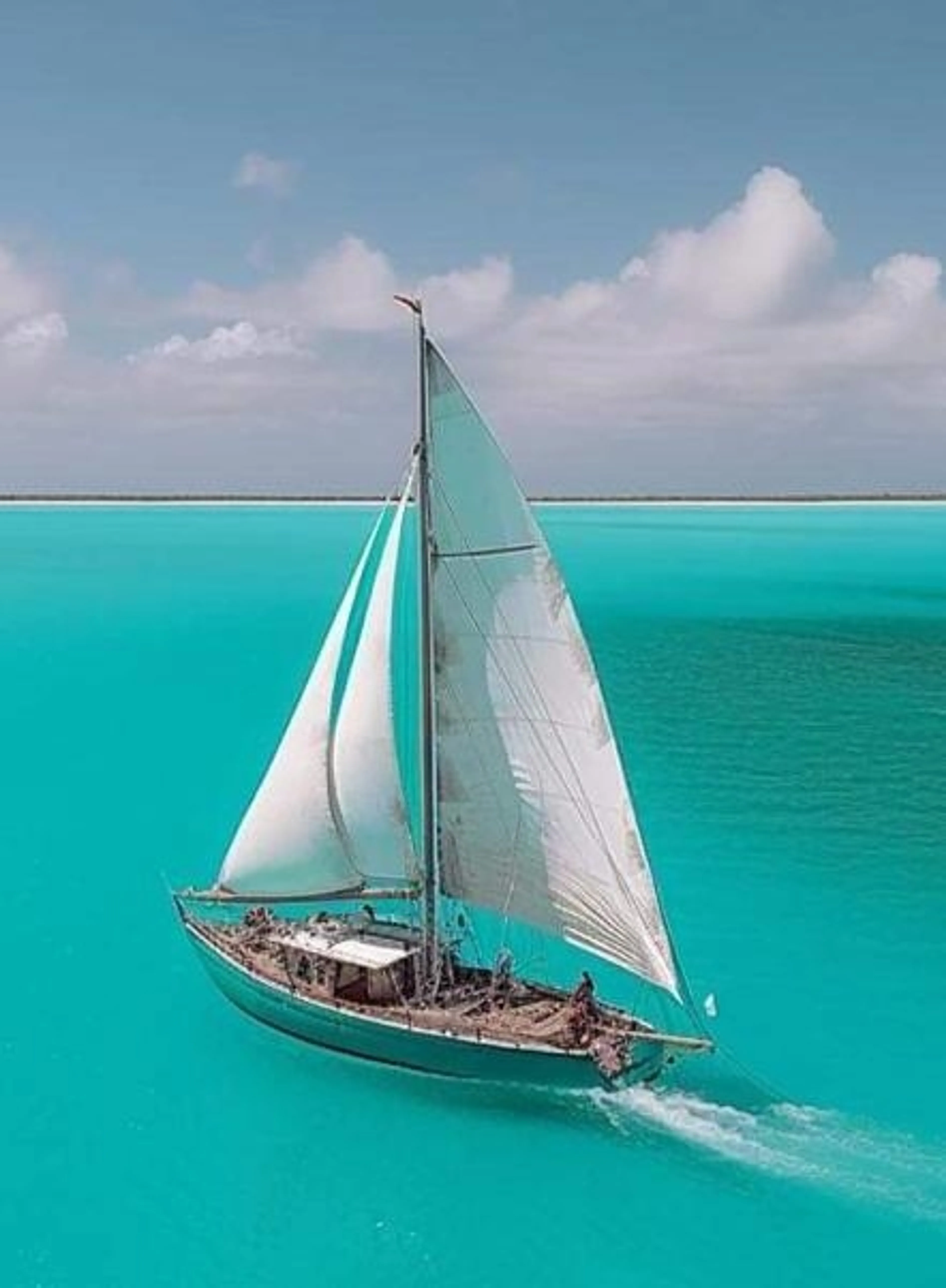 Image de présentation pour l'offre Sophrologie évasion - Zen et tranquille ! Lâcher prise, évasion et sommeil apaisé : cap sur les Caraïbes à bord d’un magnifique voilier par Victoria