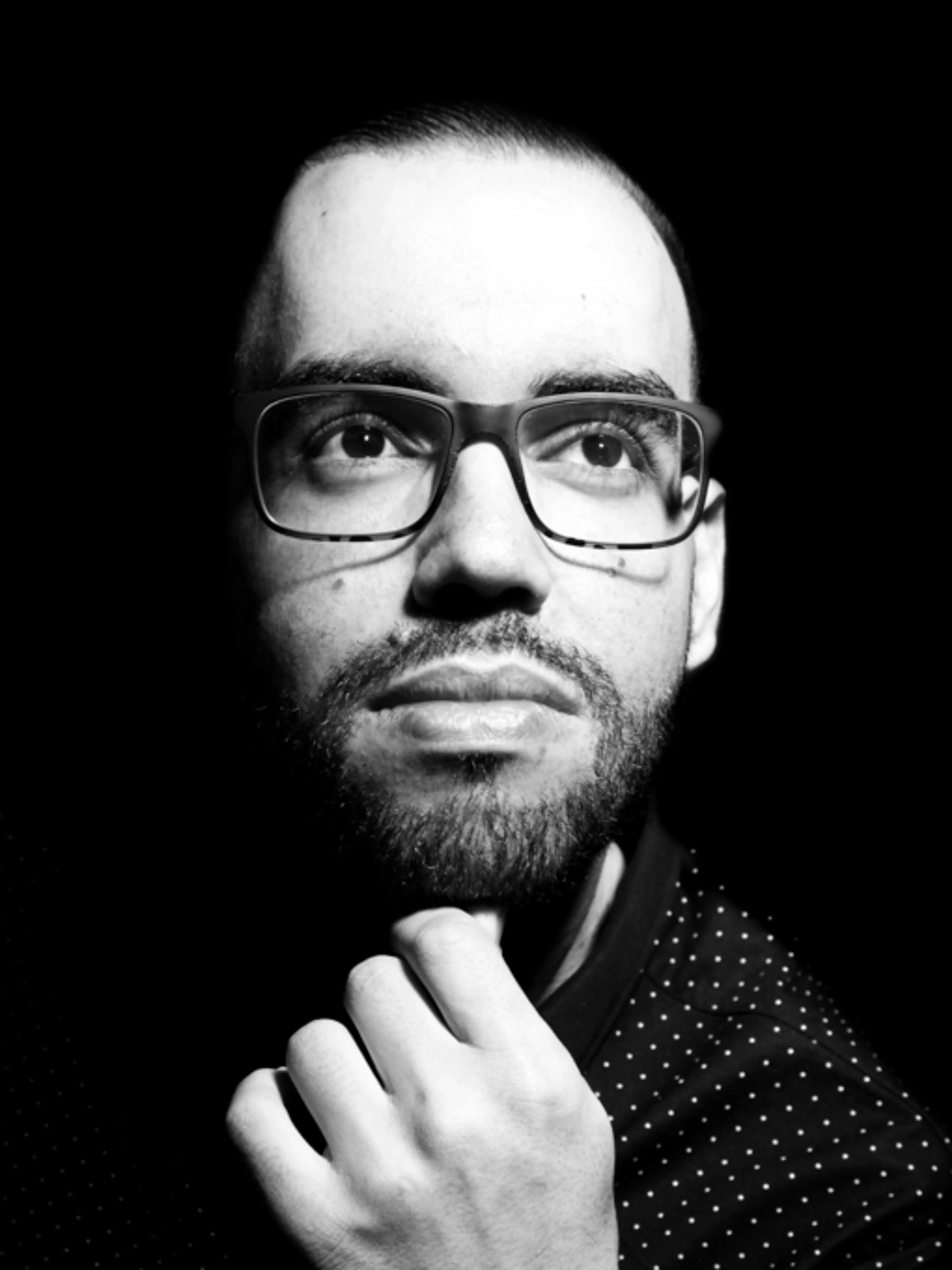 Image de présentation pour l'offre J'Enseigne des cours d'ingénierie audio, de production de musique électronique, de DJing et de tout ce qui est lié à ces domaines. par Joao