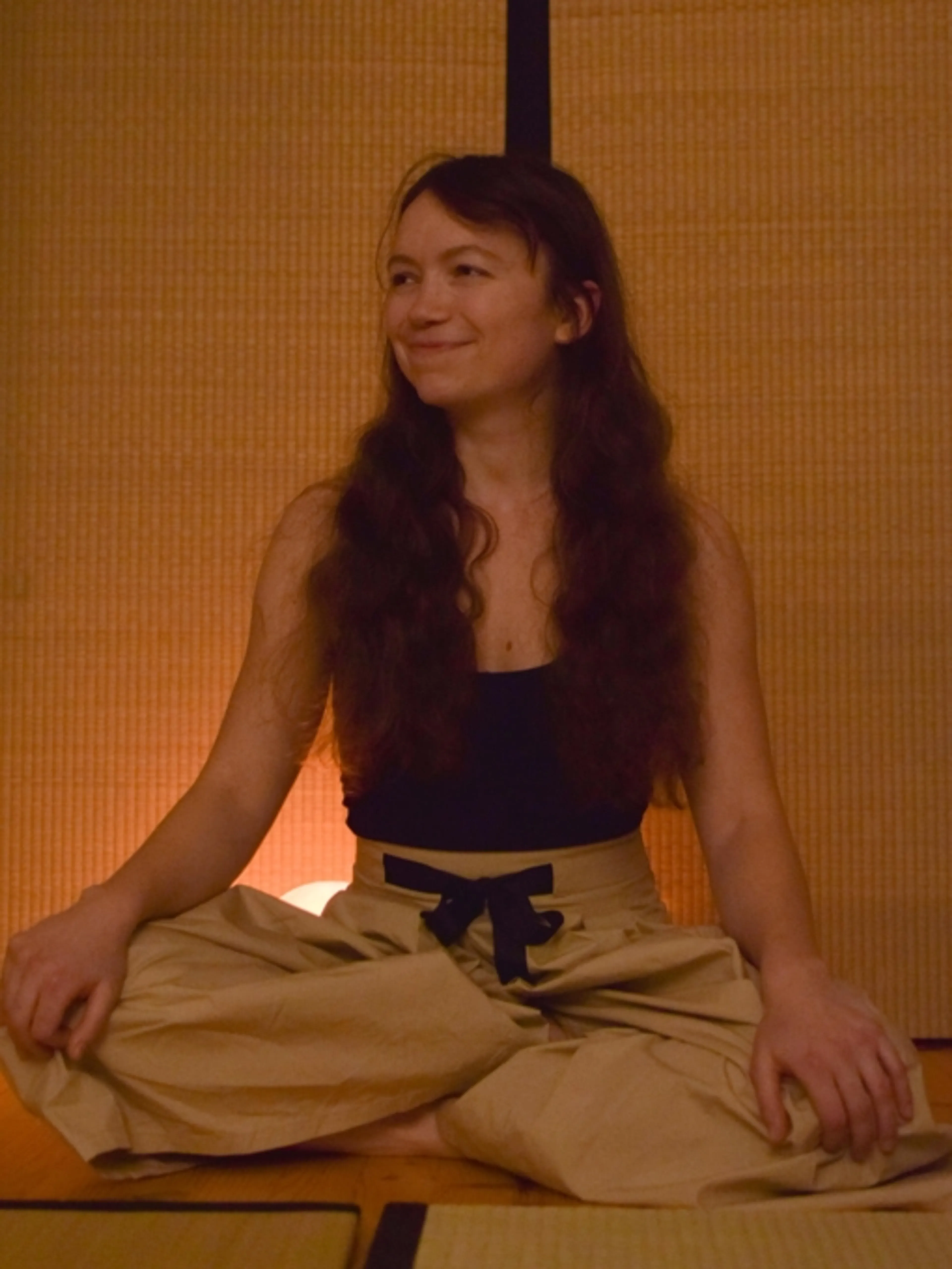 Image de présentation pour l'offre Cours collectif de Sama Yoga pour trouver de l'Autonomie de Mouvement et de la Résilience émotionnelle - Tous niveaux ! par daphne