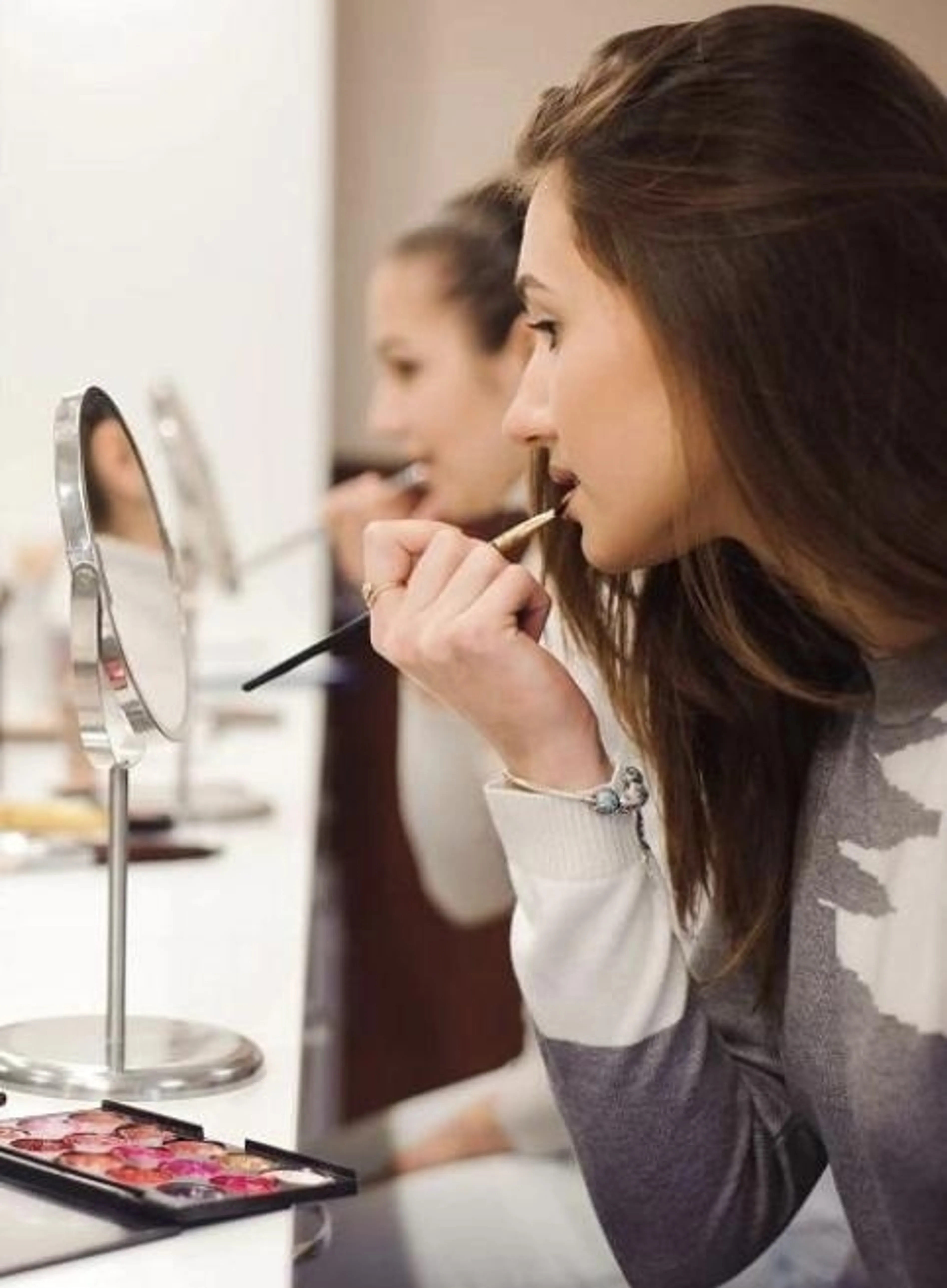 Cours d'auto-maquillage - Conseillère en image & MUA