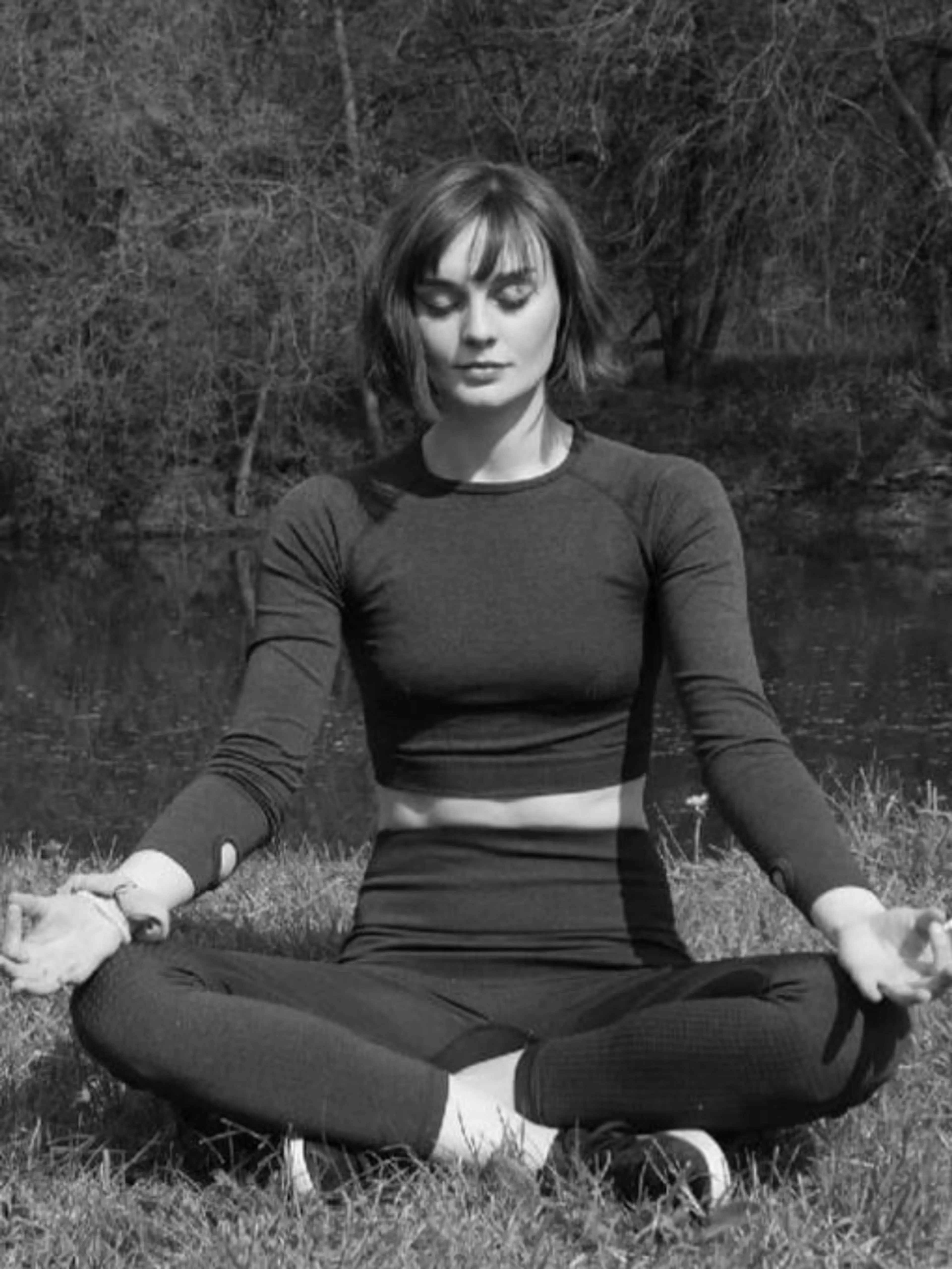 Image de présentation pour l'offre Cours de Hatha Yoga pour tous niveaux par Charlène