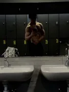 Enzo vous présente ses services sur la plateforme Wooskill.