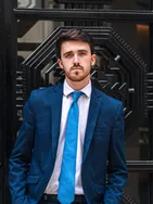 Aymeric vous présente ses services sur la plateforme Wooskill.