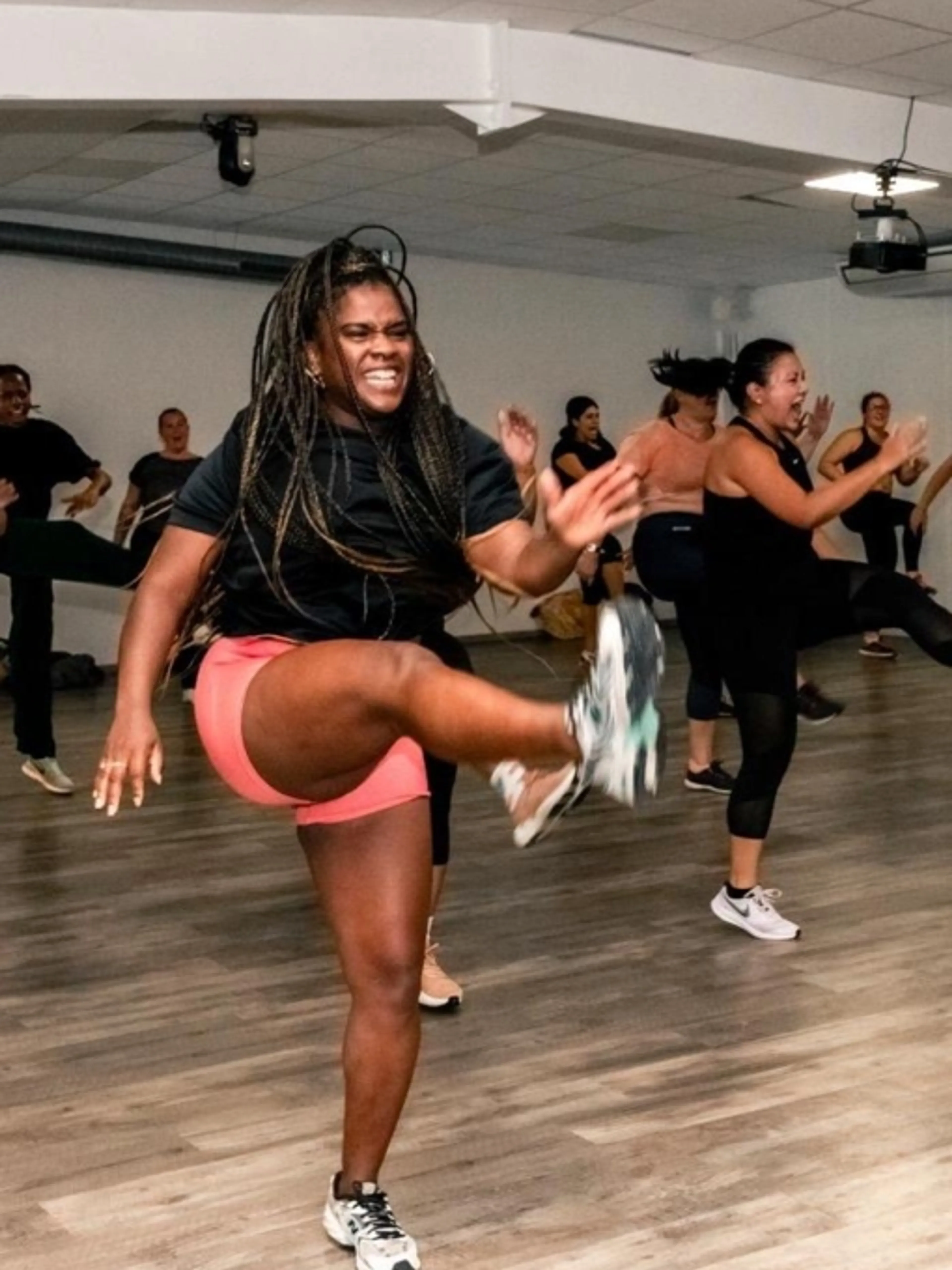 Image de présentation pour l'offre Cafroform - juin 2026
Danse fitness 100% afro-caribéen
100% féminin par CAFROFORM AVEC CHRISTINA