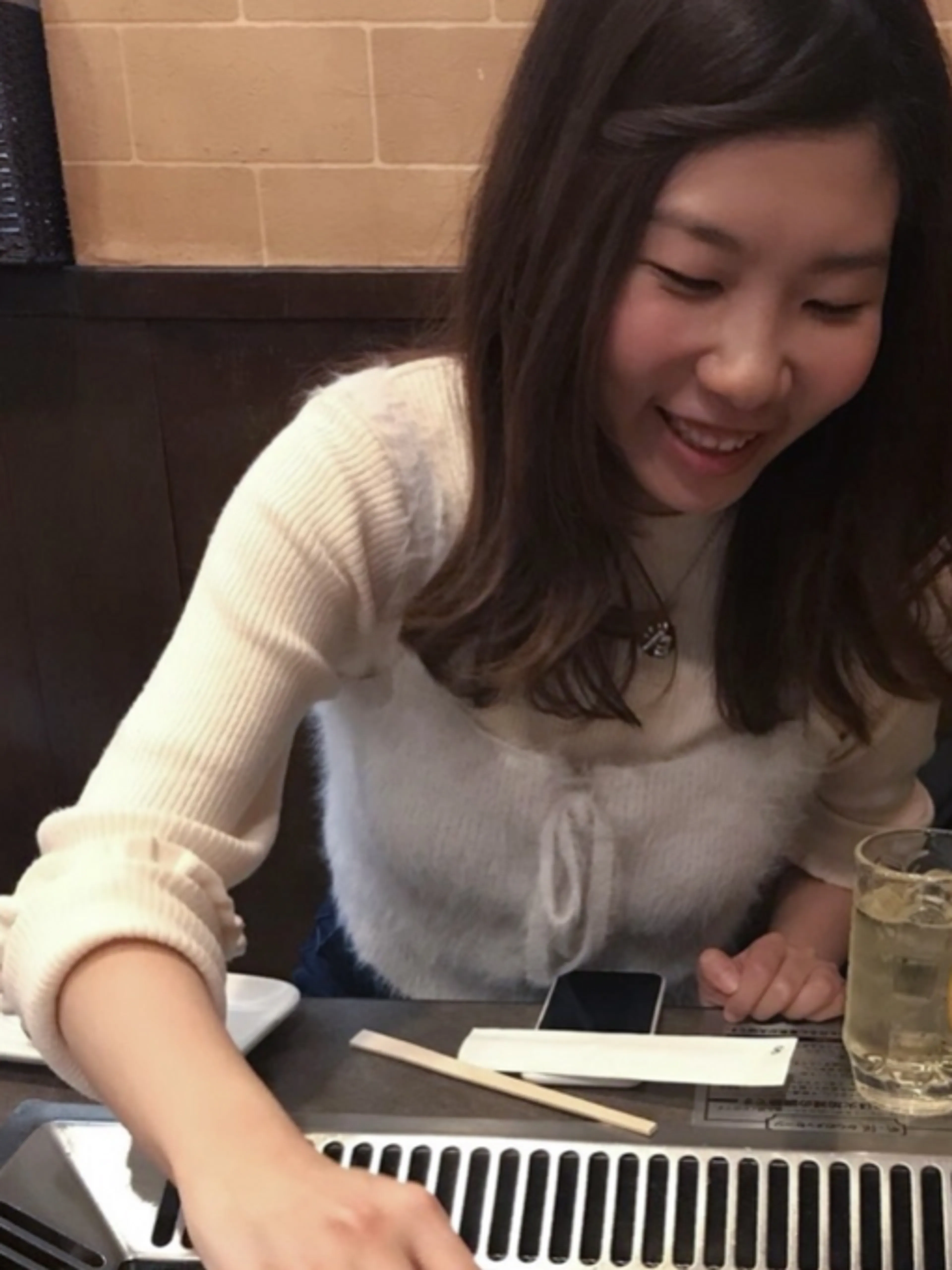 Image de présentation pour l'offre Apprenez le chinois pratique à 100% de manière amusante avec l'enseignante expérimentée ! par Vivi