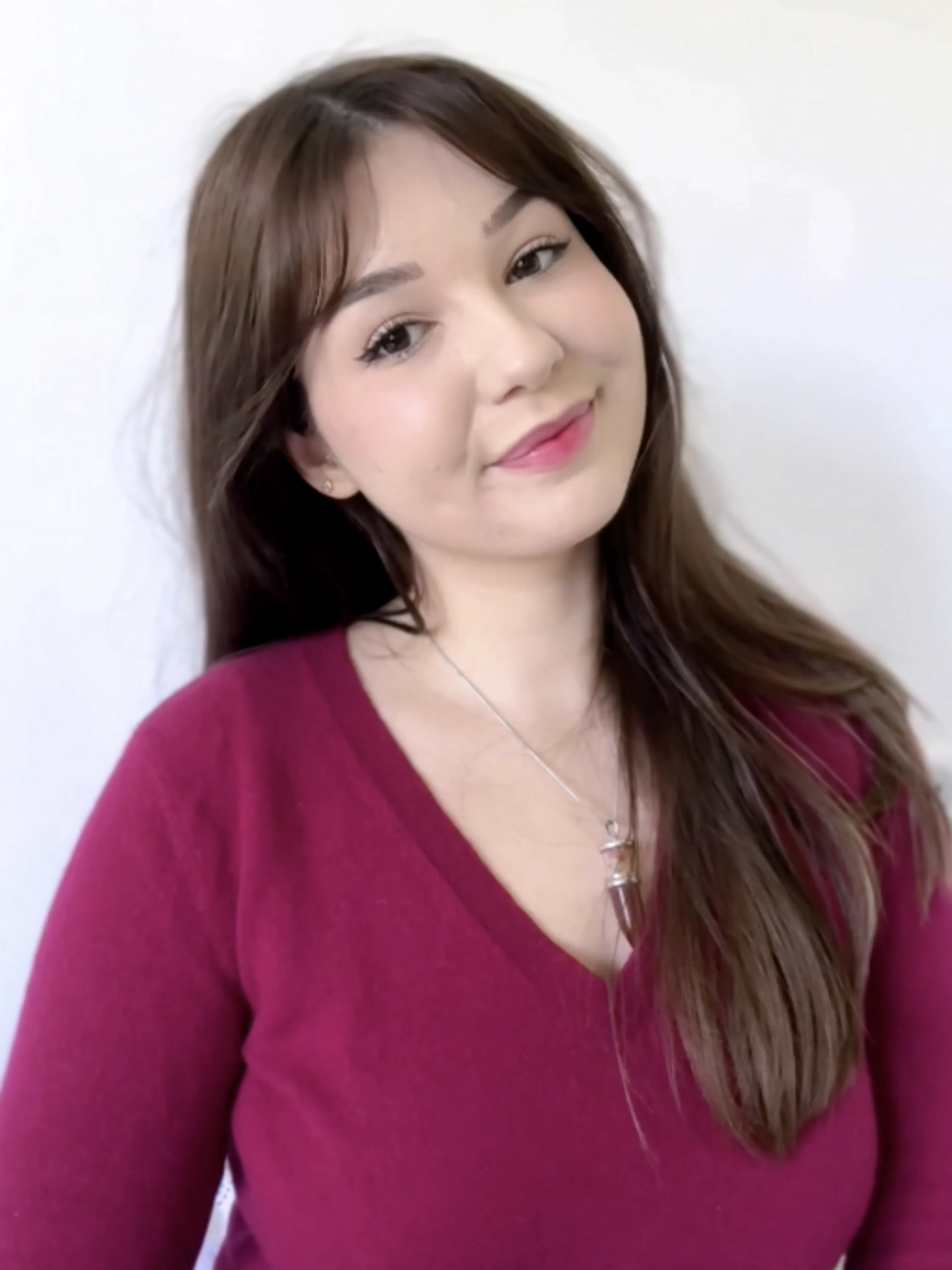 Image de présentation pour l'offre Se lancer dans la création de contenus UGC - créer son activité de UGC Creator, et développer un business solide et durable. par Léa