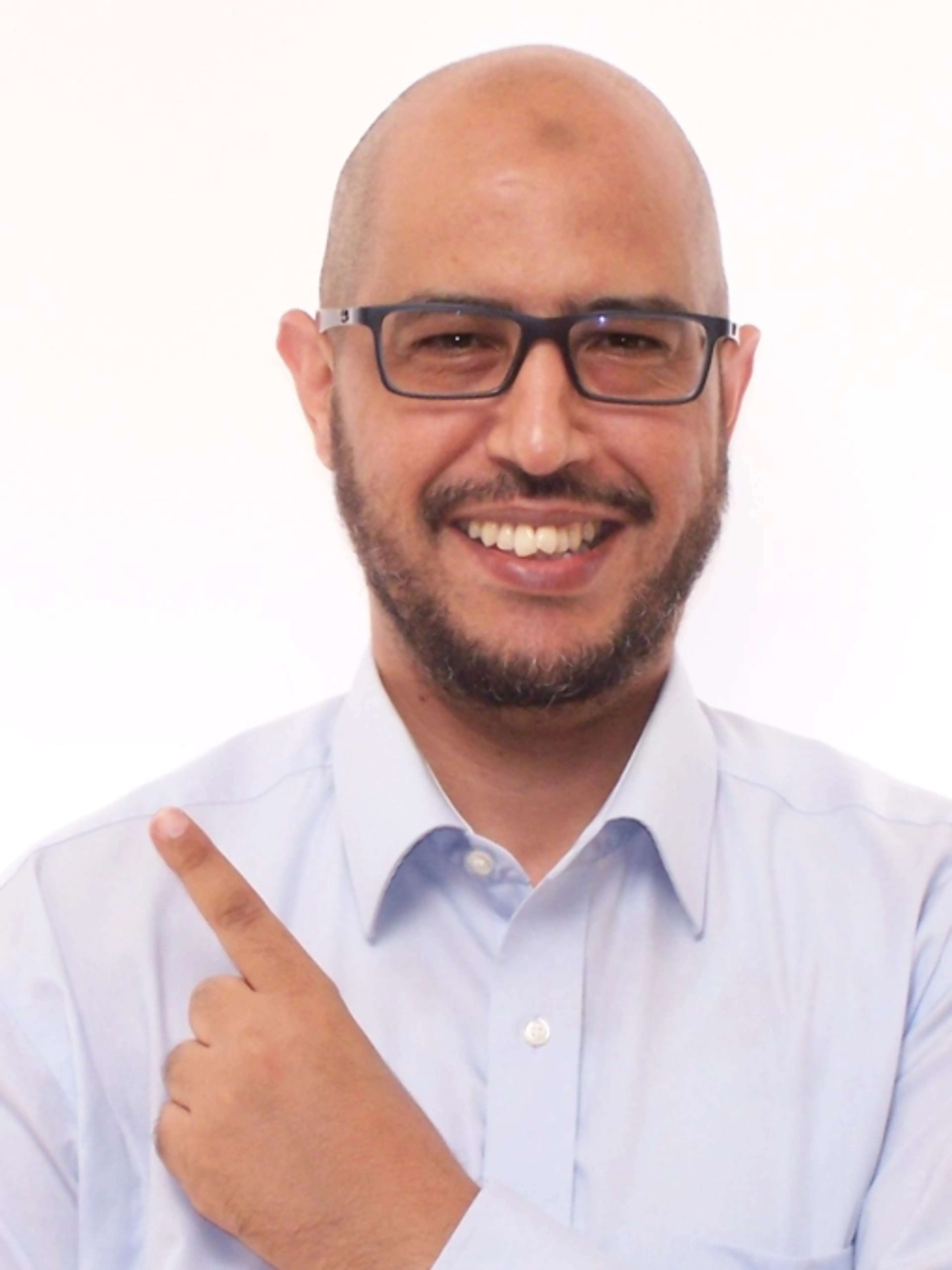 Image de présentation pour l'offre Professeur donne cours de Mathématiques aux collégiens et aux lycéens. par Mustapha