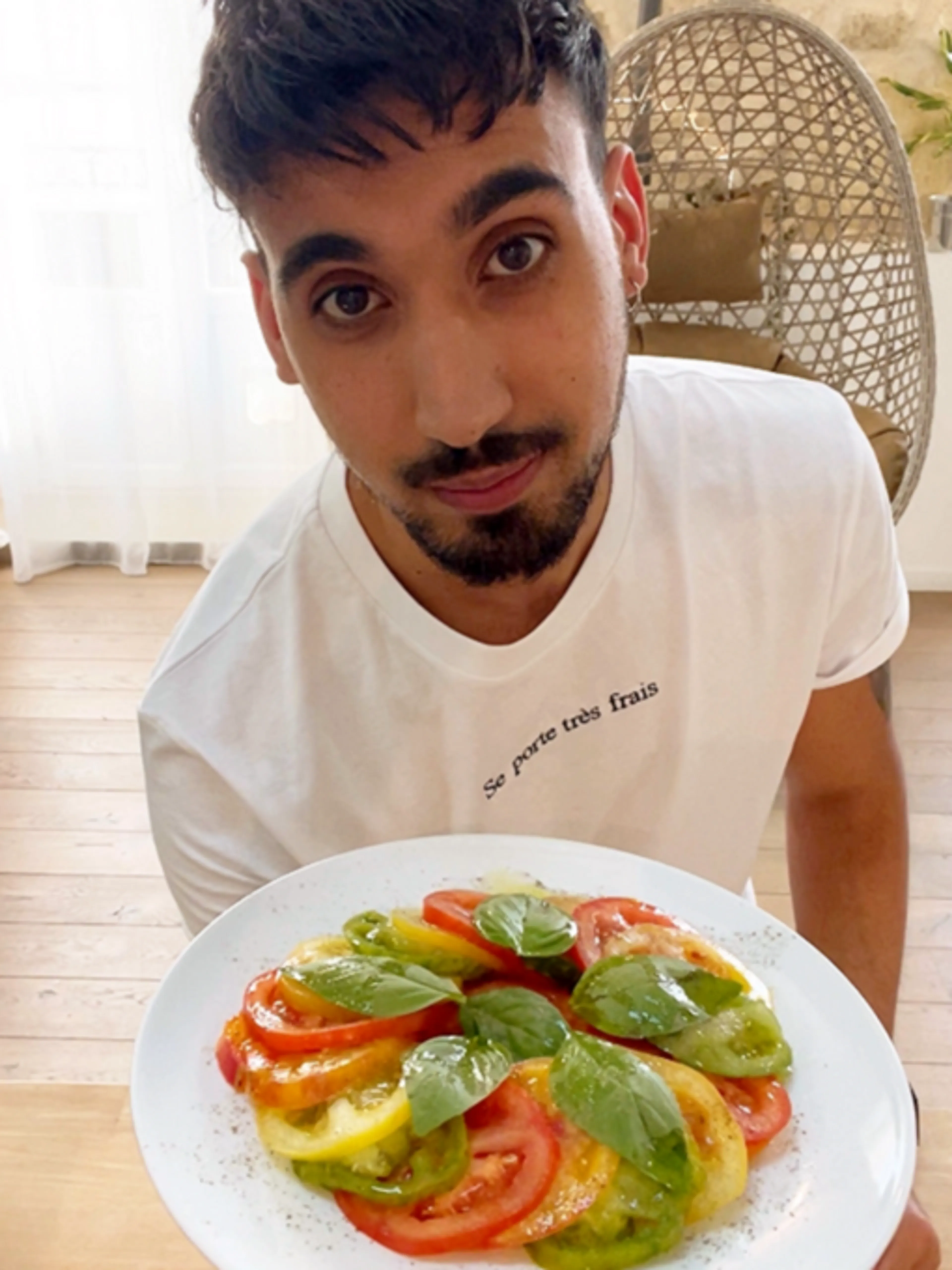Image de présentation pour l'offre “TOUS À TABLE !” L’ÉTYMOLOGIE DES MOTS DE L’ALIMENTATION par Etymocurieux
