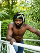 The Lyon Black vous présente ses services sur la plateforme Wooskill.