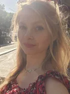 Ophélie vous présente ses services sur la plateforme Wooskill.