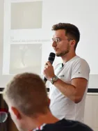 Maxence vous présente ses services sur la plateforme Wooskill.